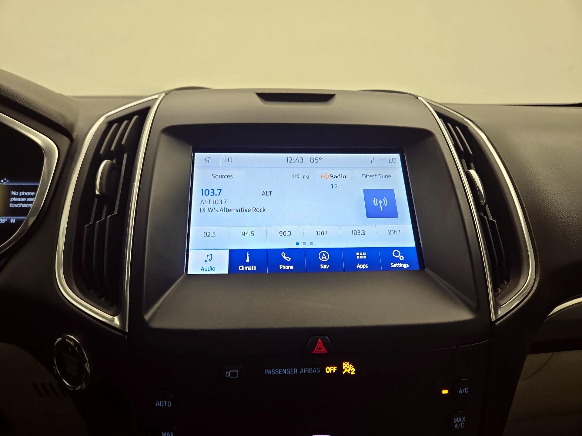 Thumbnail: 2020 Ford Edge - 16