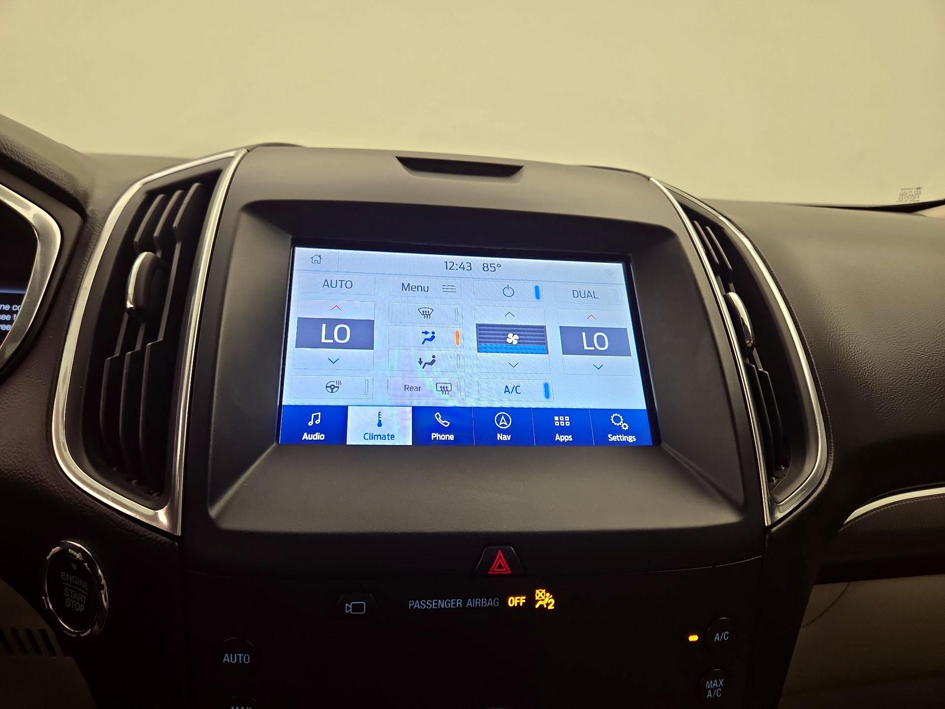 Thumbnail: 2020 Ford Edge - 17