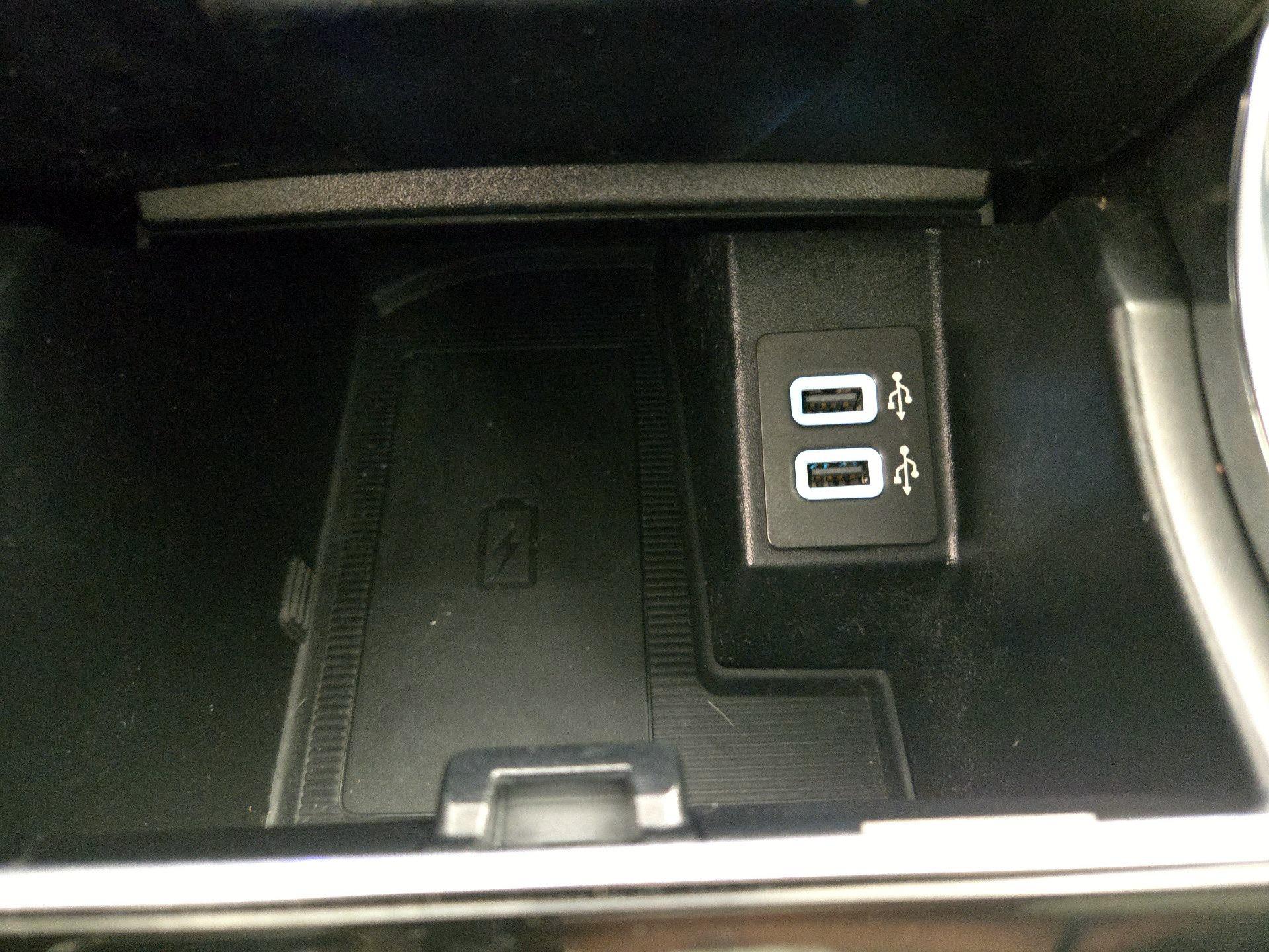 Thumbnail: 2020 Ford Edge - 19