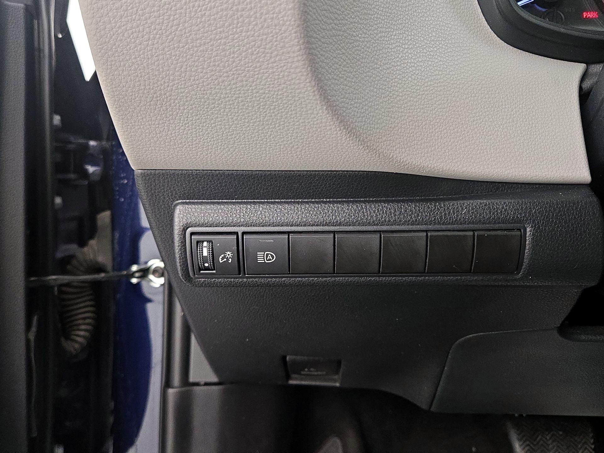 Thumbnail: 2022 Toyota Corolla - 13