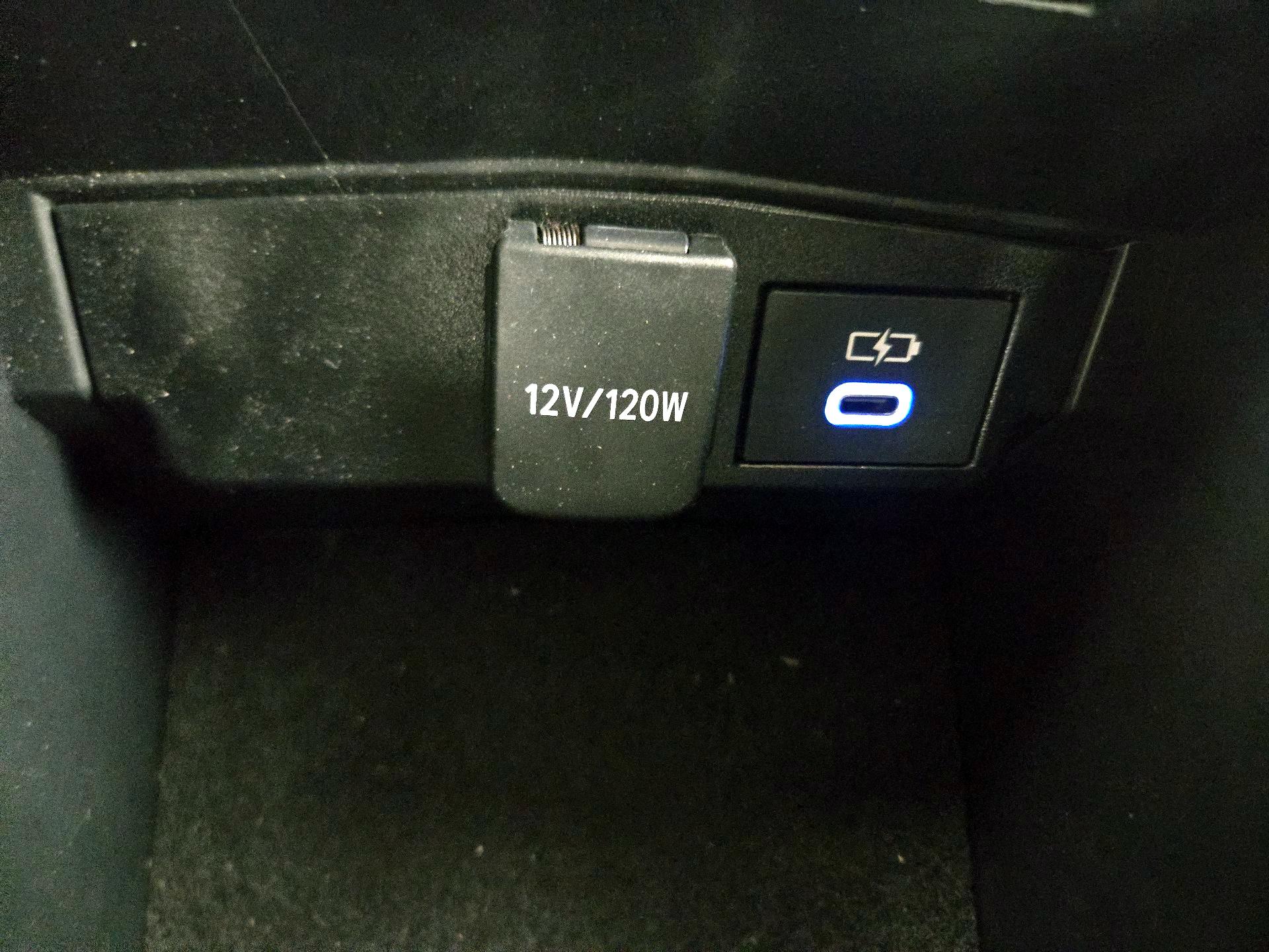 Thumbnail: 2022 Toyota Corolla - 18