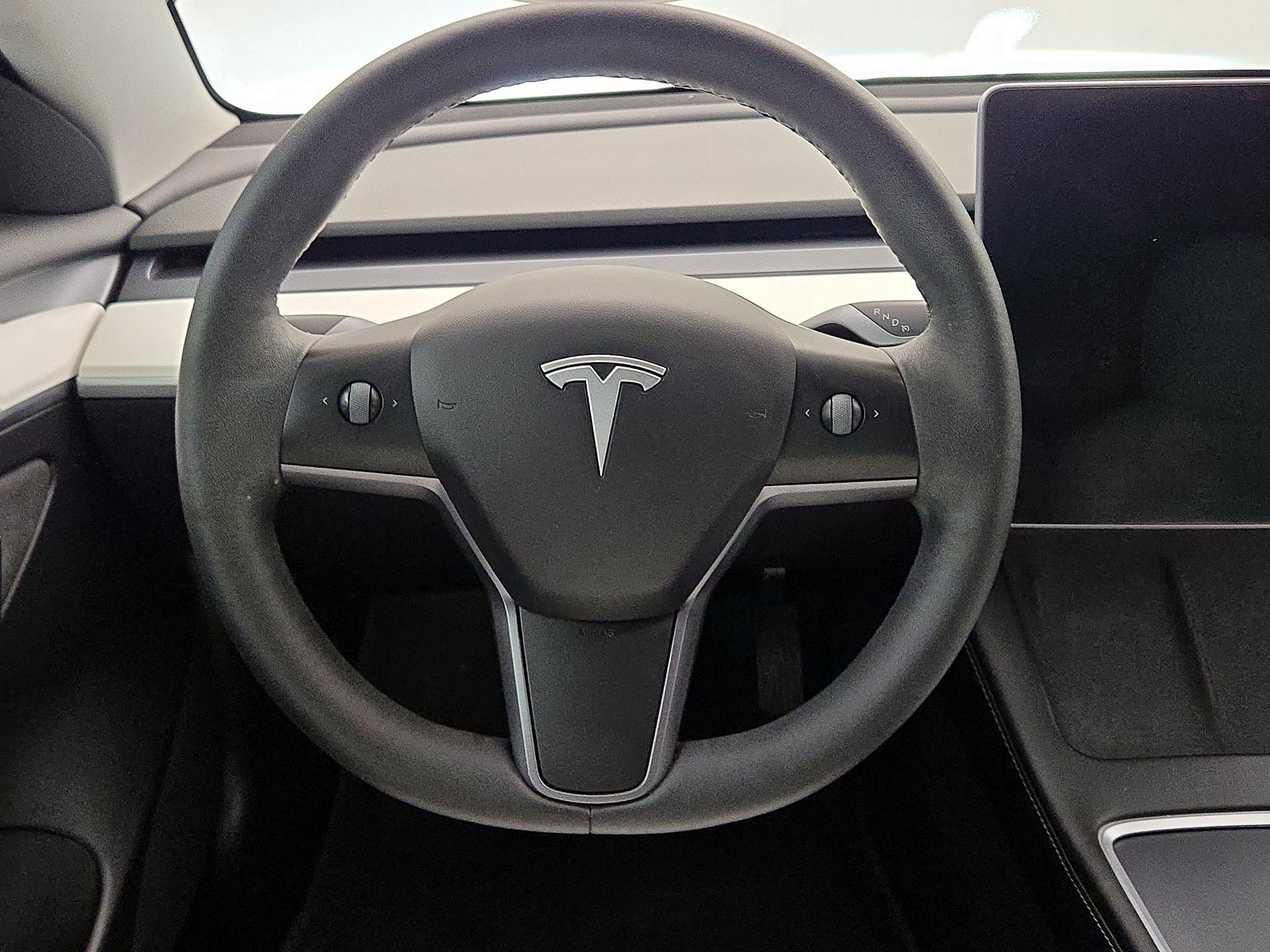 Thumbnail: 2022 Tesla Model 3 - 10