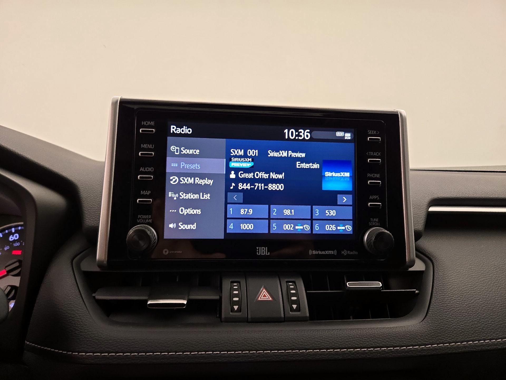 Thumbnail: 2021 Toyota RAV4 - 15