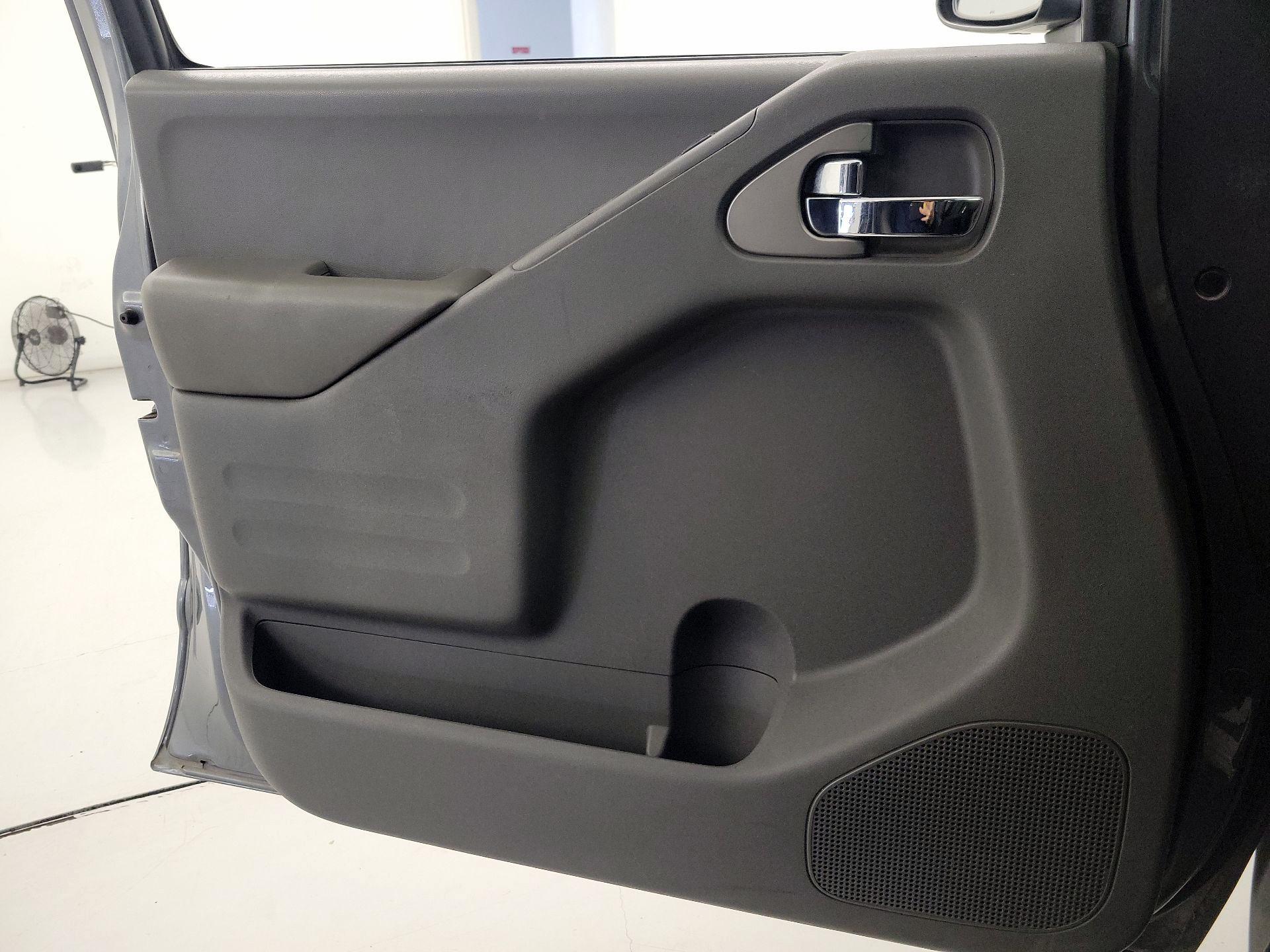 Thumbnail: 2018 Nissan Frontier - 12