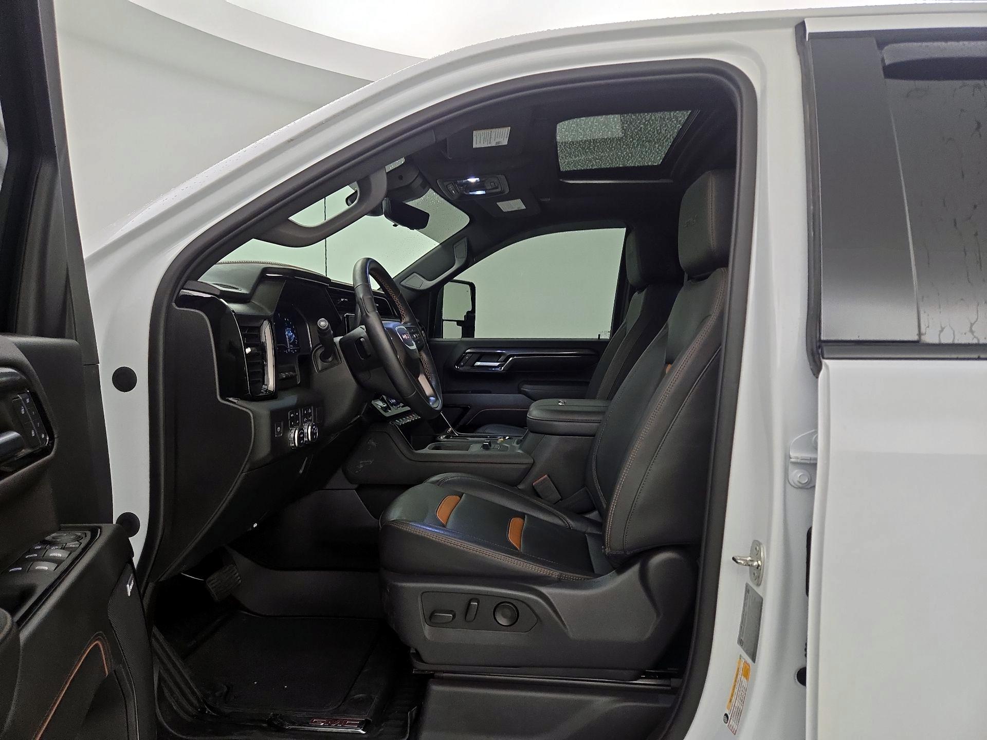 Thumbnail: 2024 GMC Sierra 2500 - 11