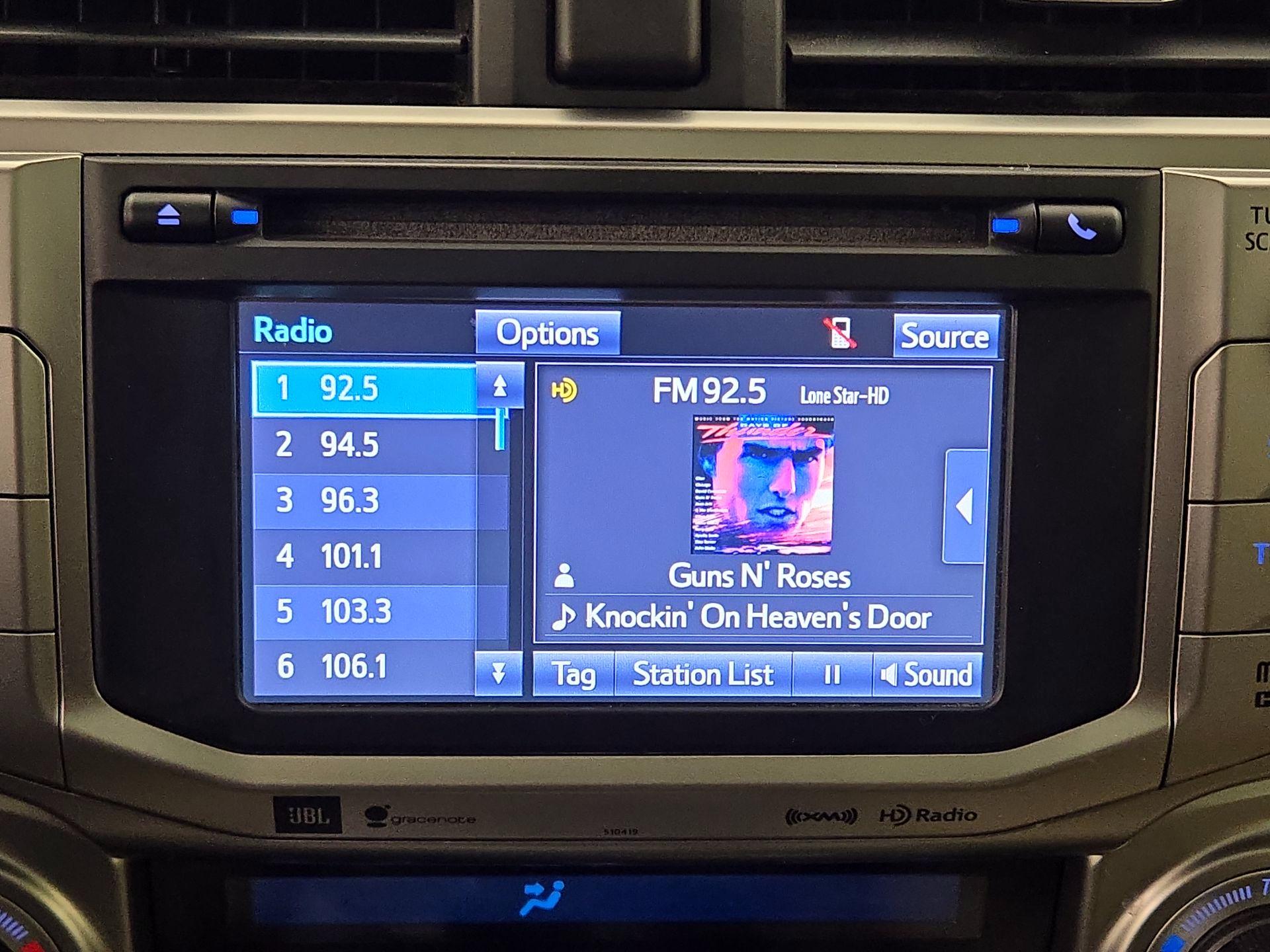 Thumbnail: 2018 Toyota 4Runner - 15