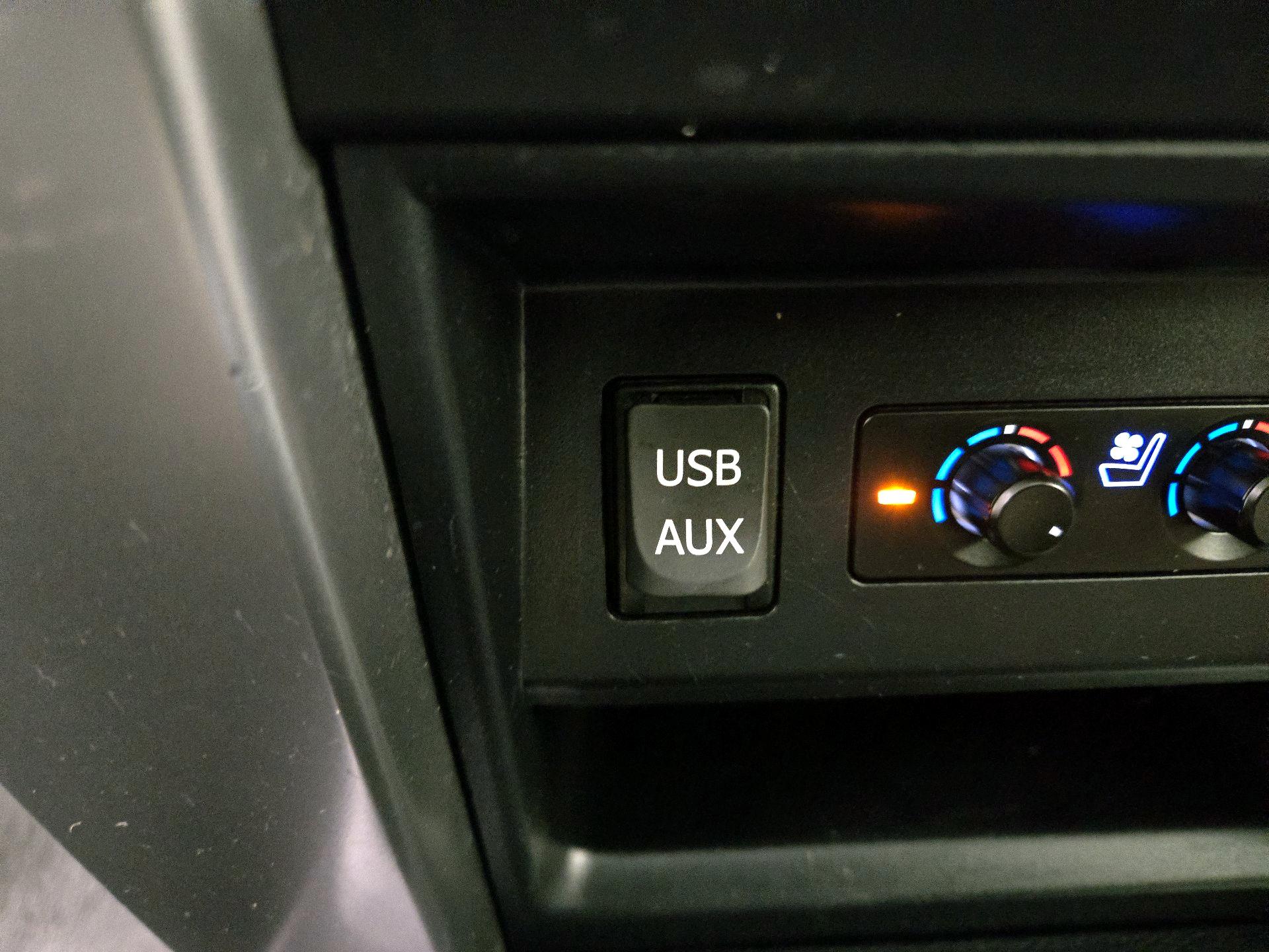 Thumbnail: 2018 Toyota 4Runner - 18