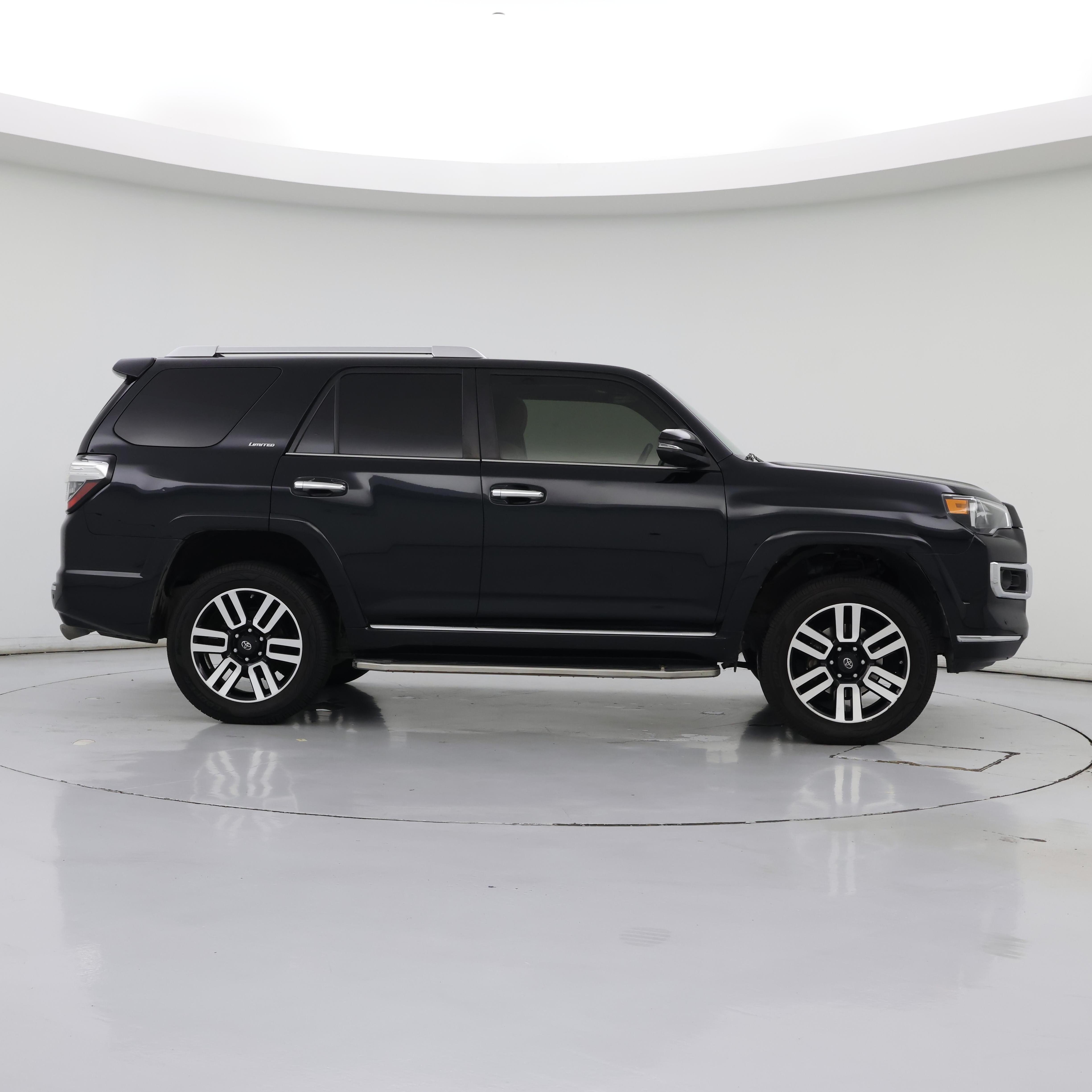 Thumbnail: 2018 Toyota 4Runner - 7