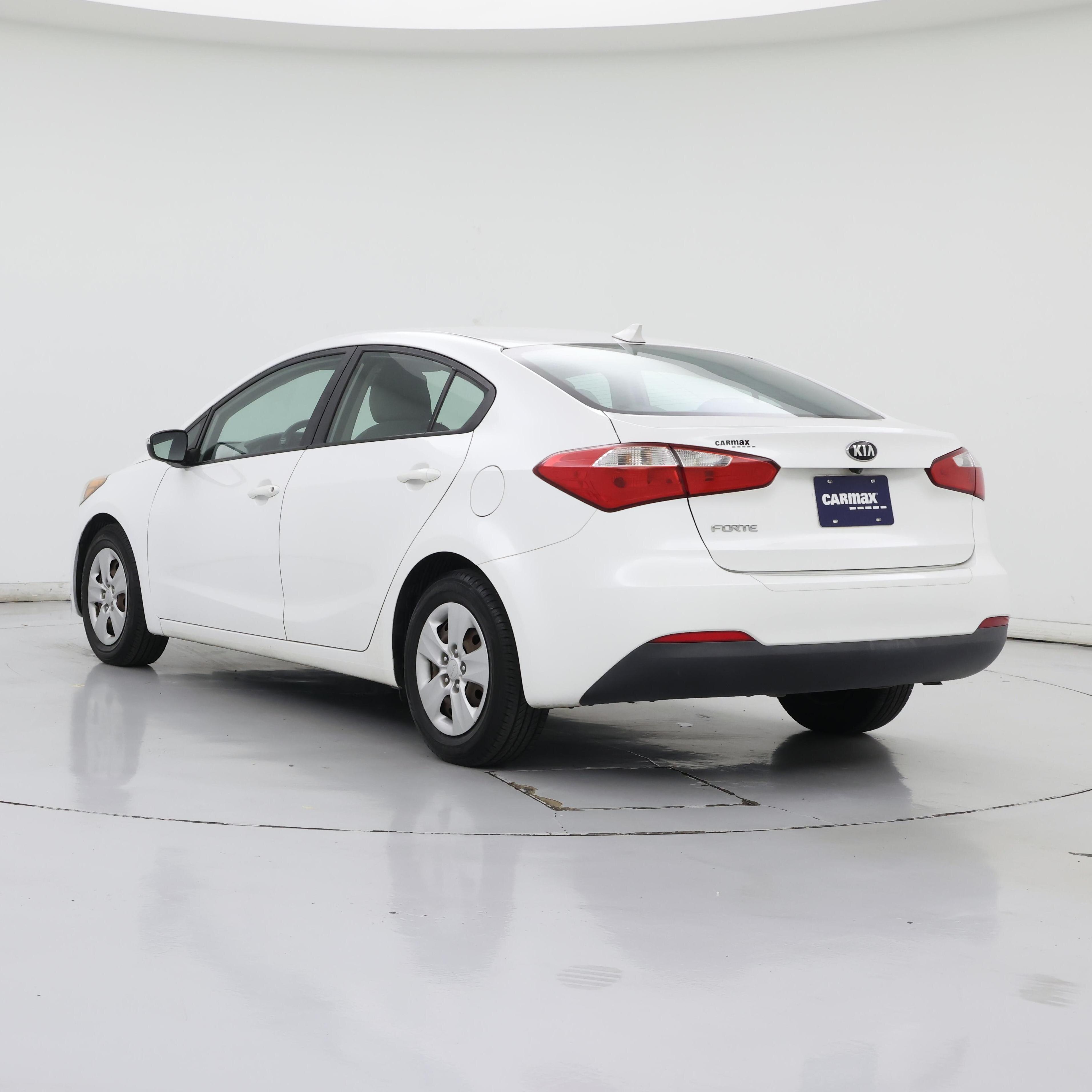 Thumbnail: 2016 Kia Forte - 2