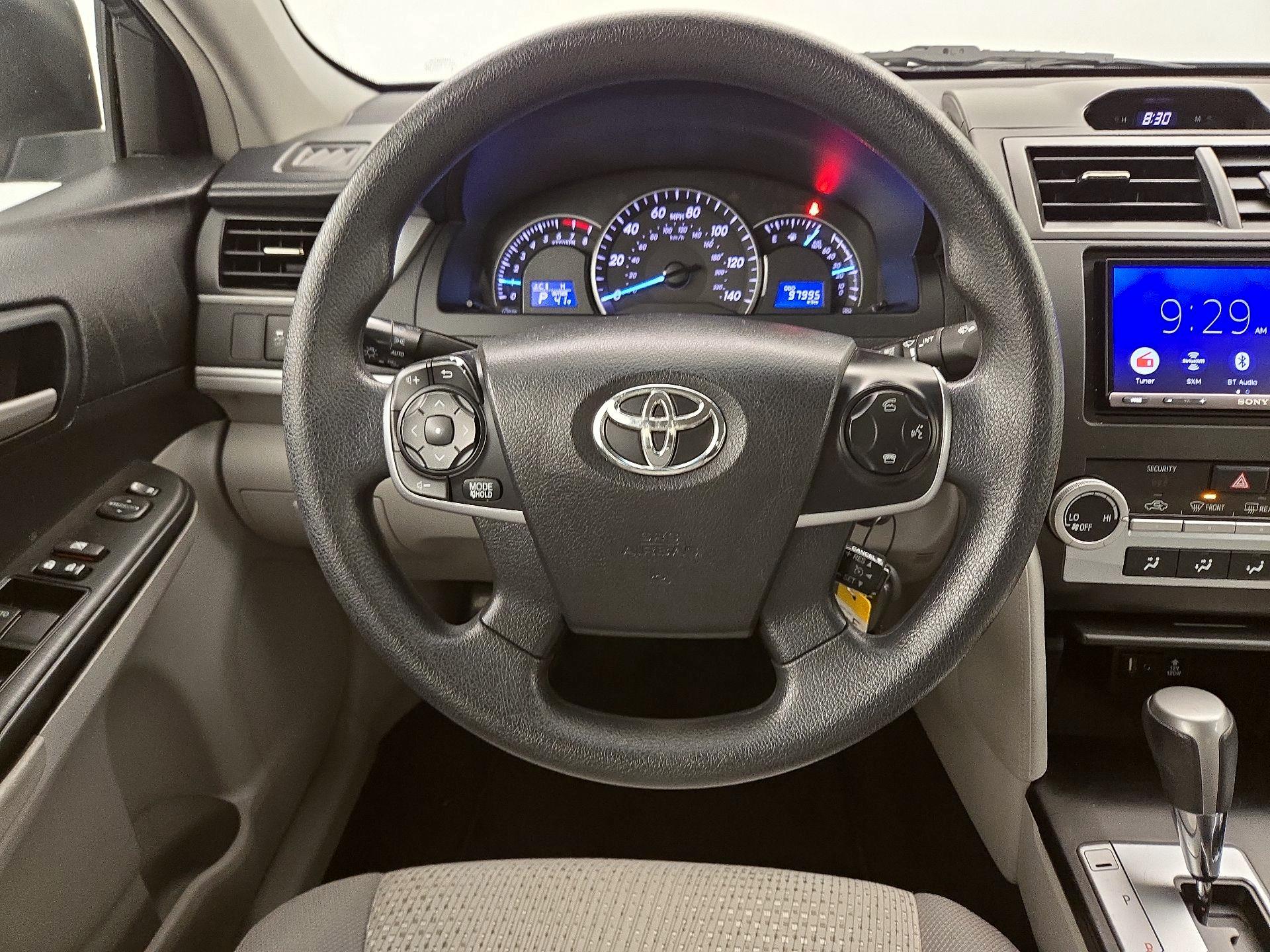 Thumbnail: 2014 Toyota Camry - 10