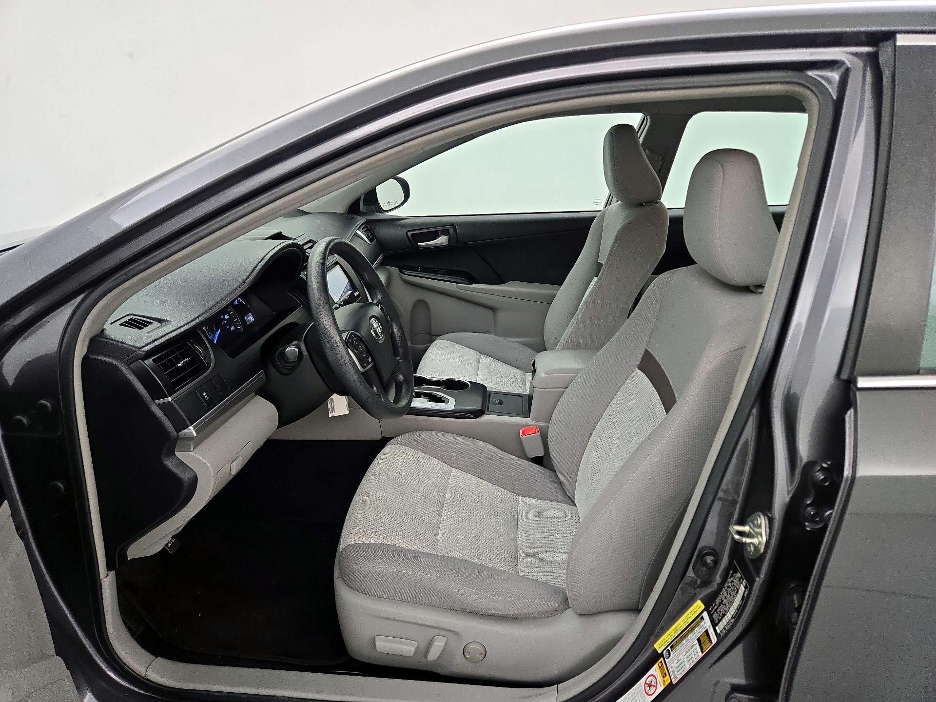 Thumbnail: 2014 Toyota Camry - 11