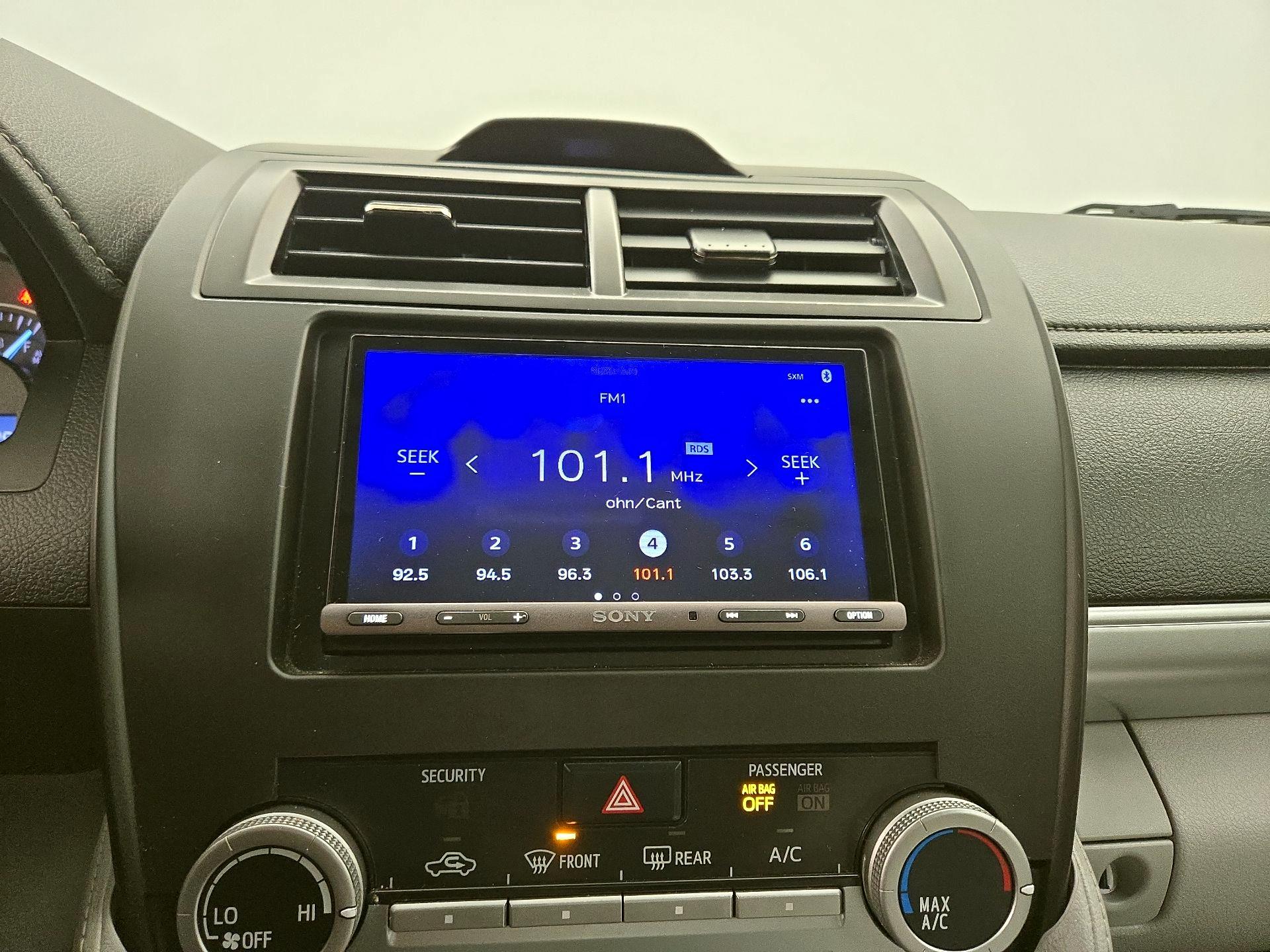 Thumbnail: 2014 Toyota Camry - 14