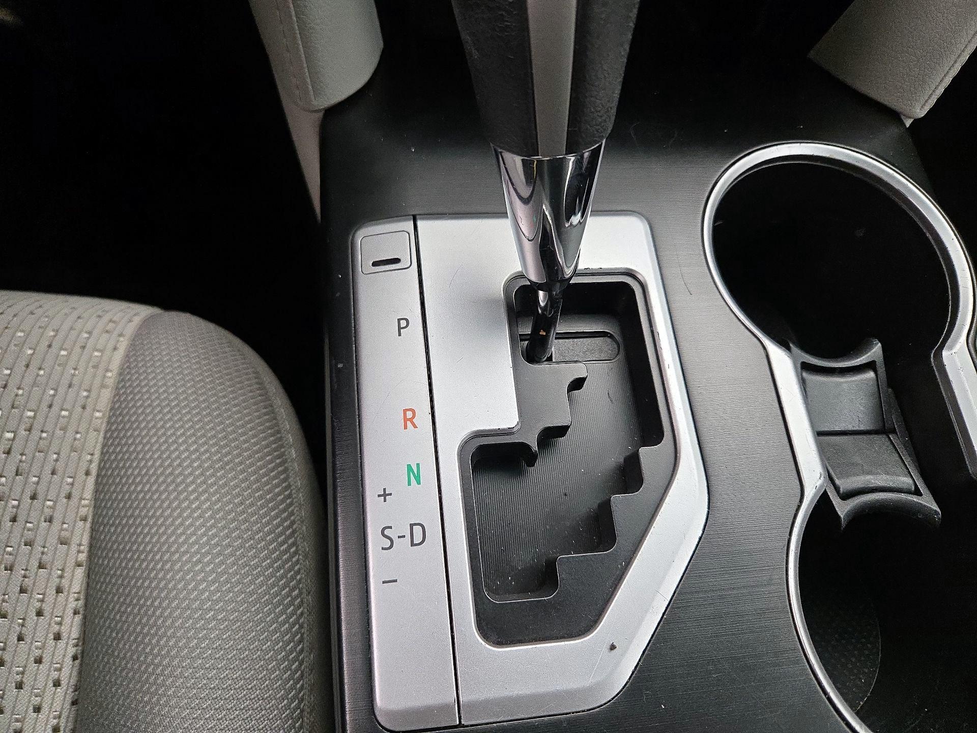 Thumbnail: 2014 Toyota Camry - 16