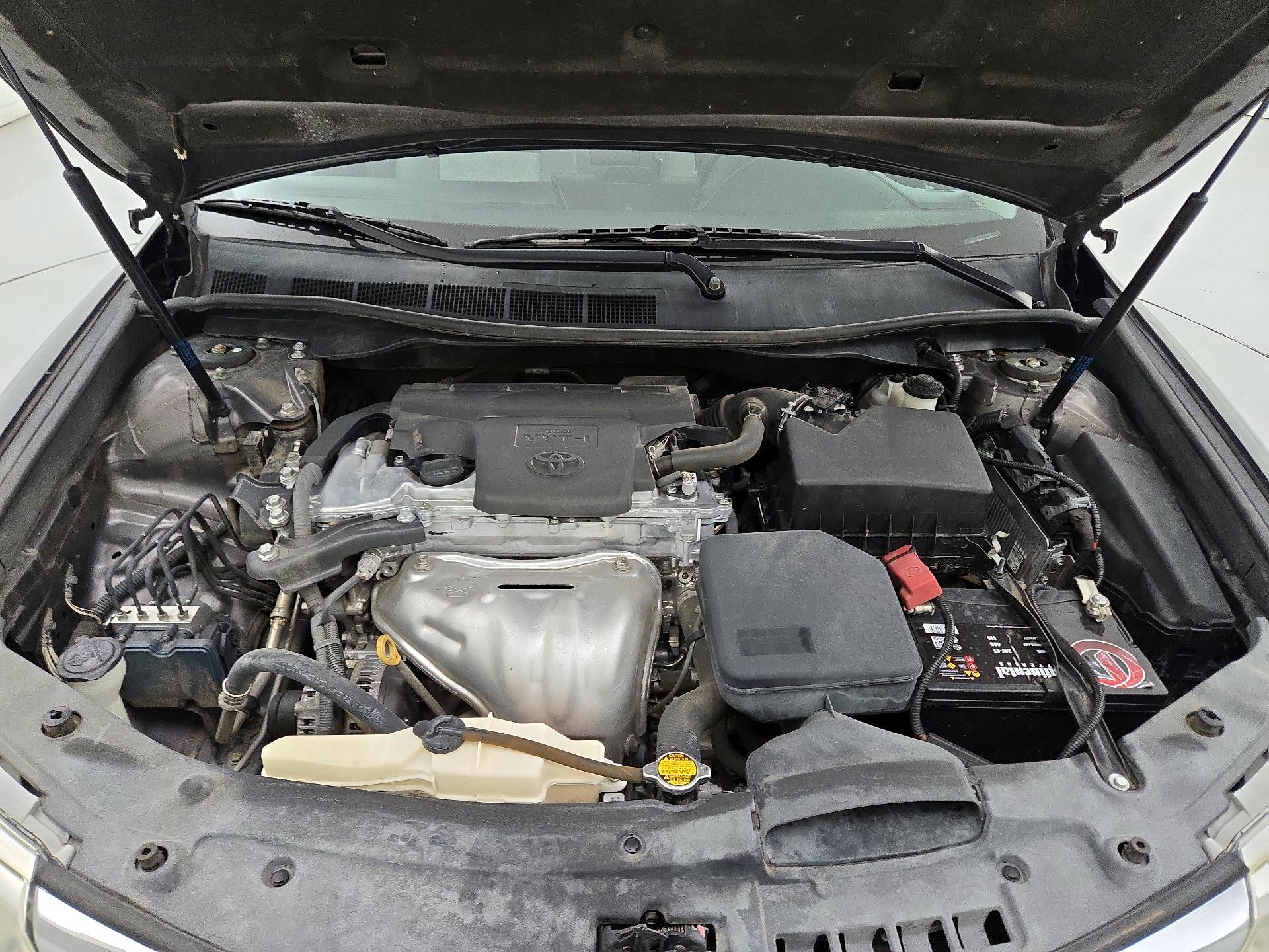 Thumbnail: 2014 Toyota Camry - 20