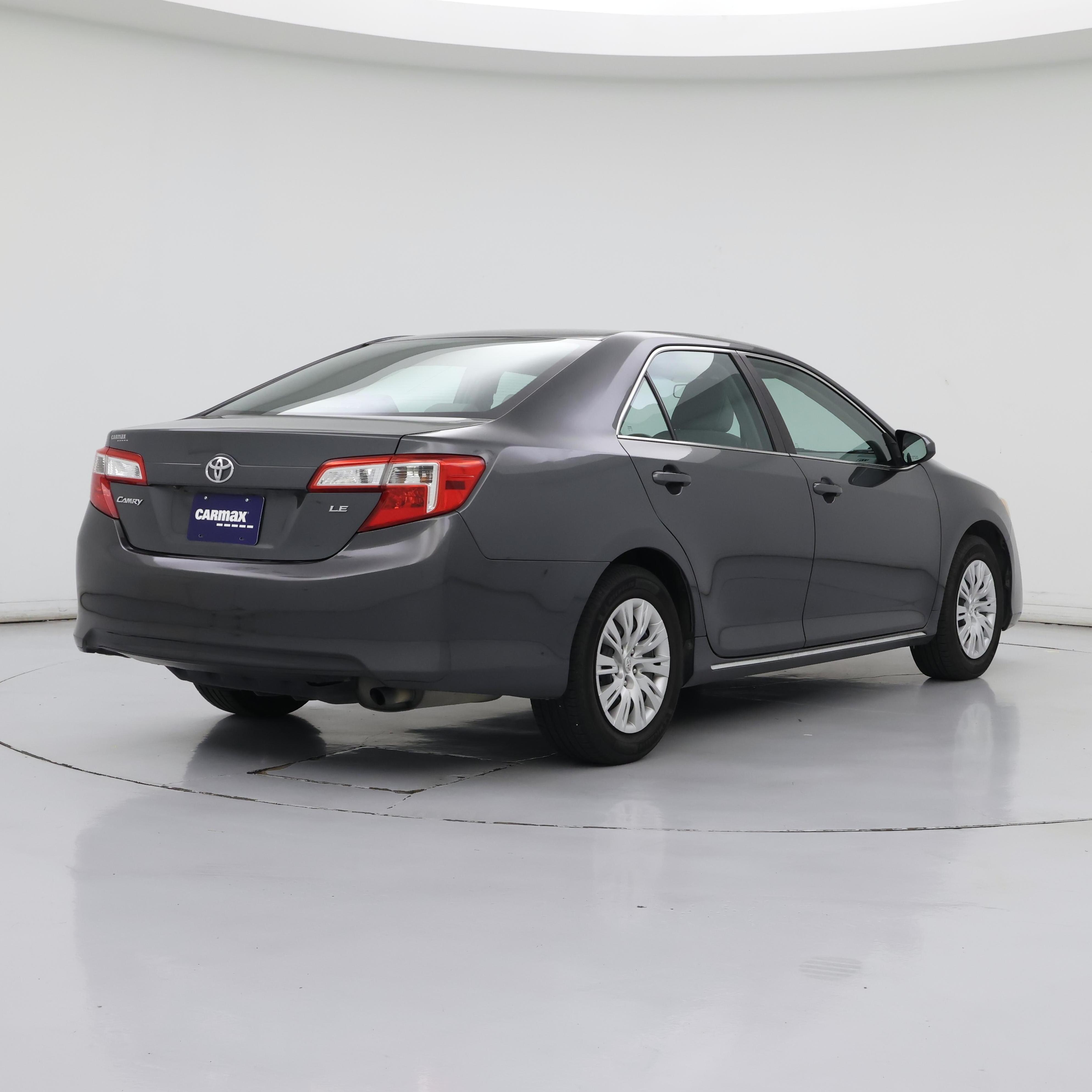 Thumbnail: 2014 Toyota Camry - 8