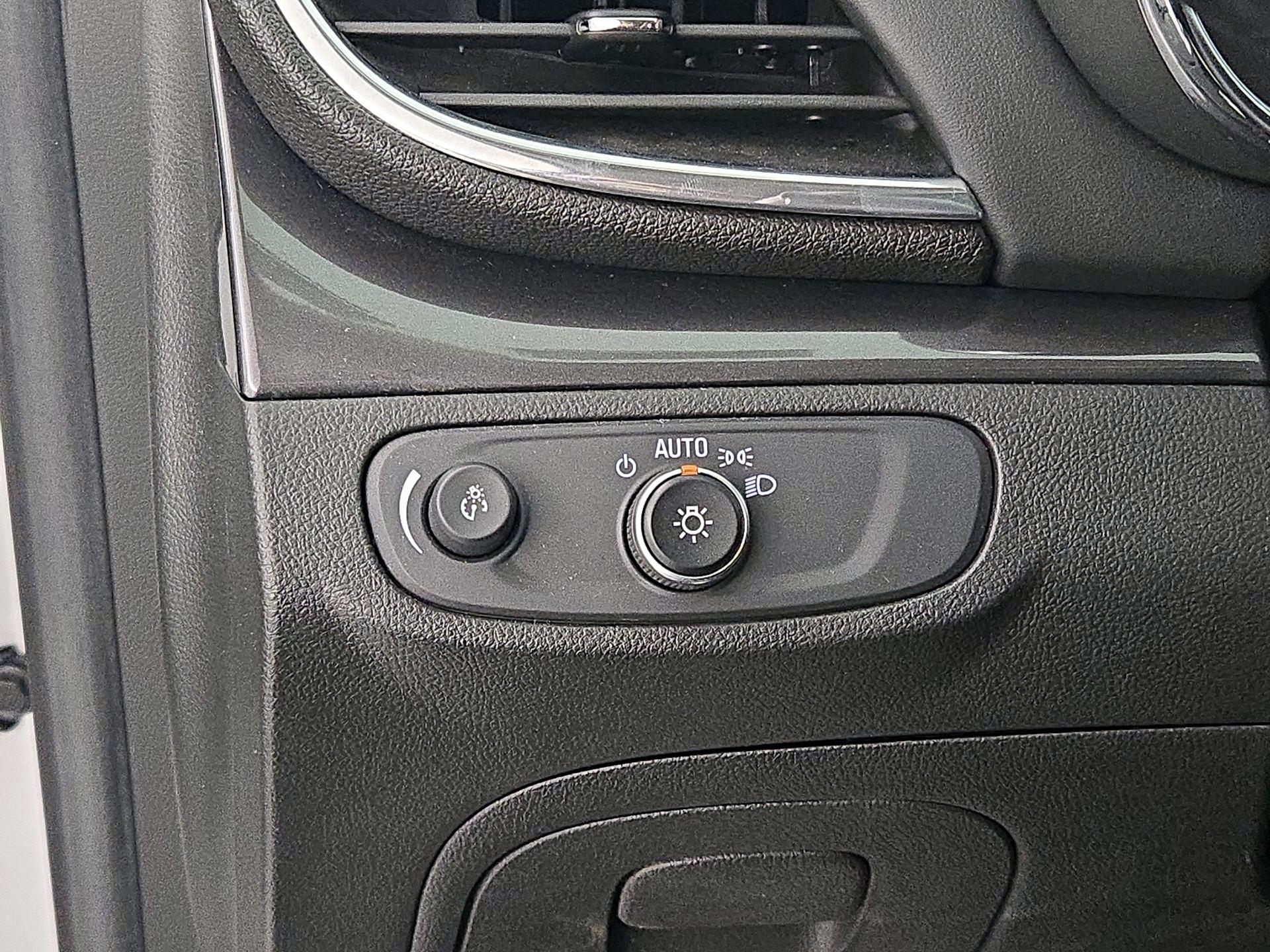 Thumbnail: 2020 Buick Encore - 13