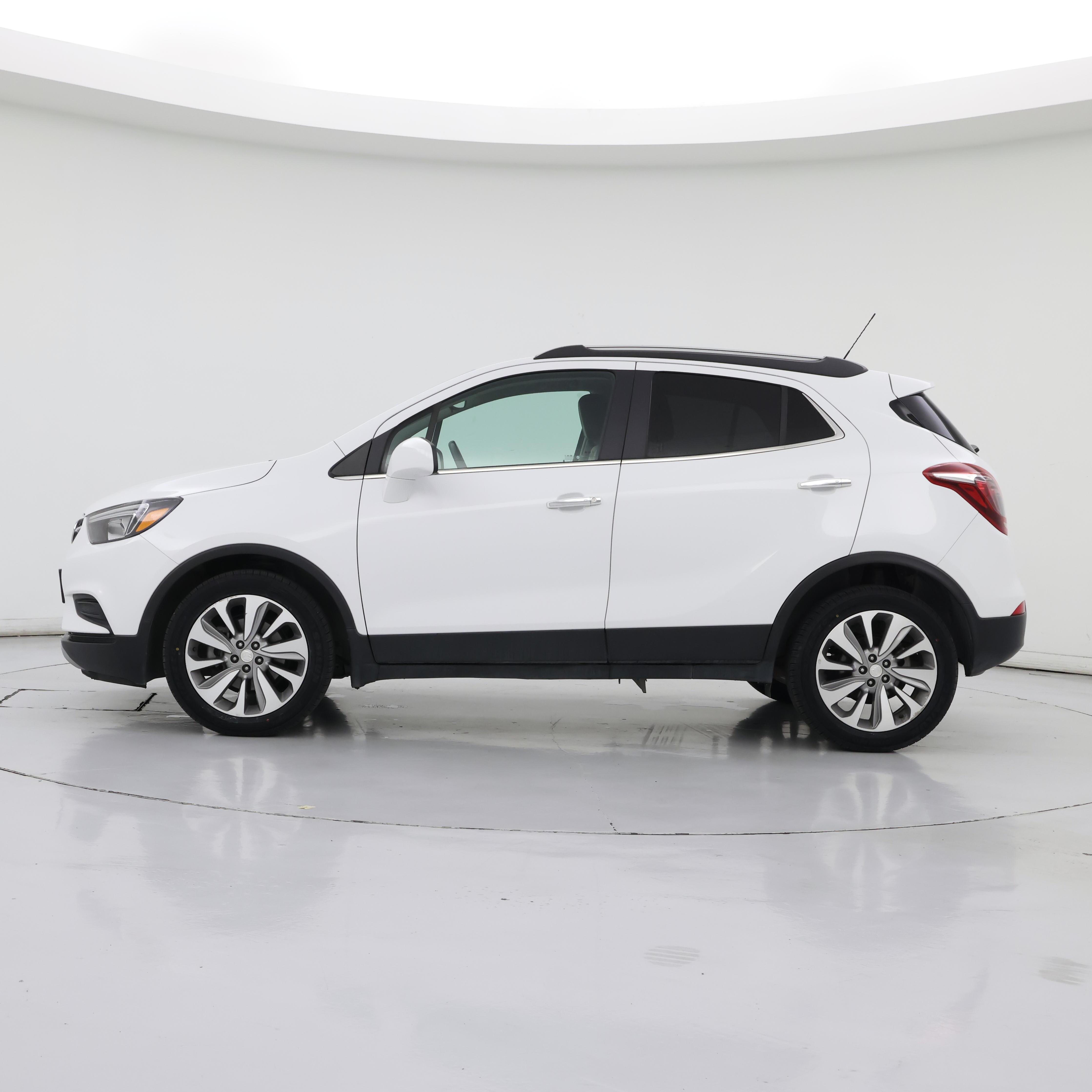 Thumbnail: 2020 Buick Encore - 3
