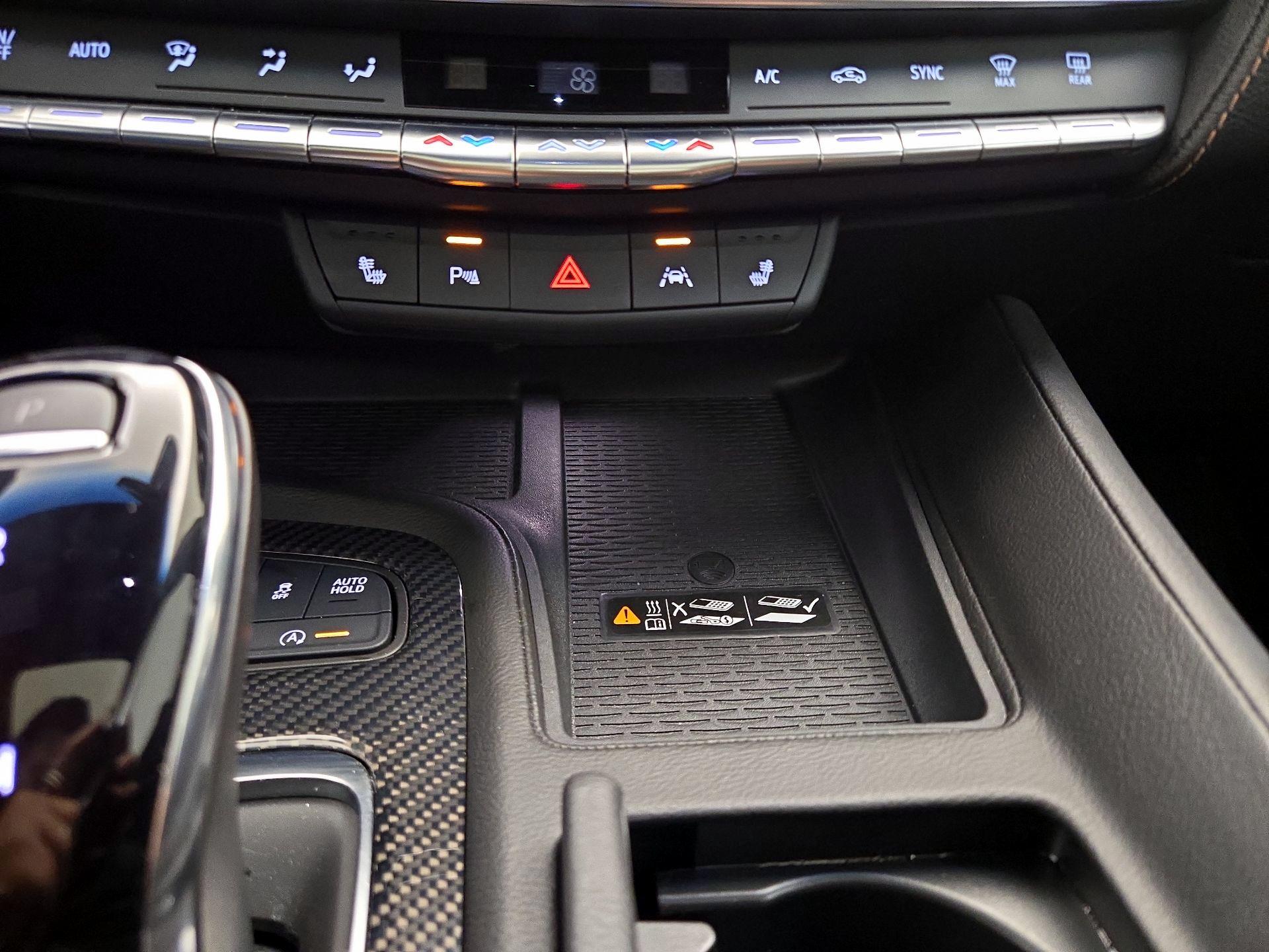 Thumbnail: 2024 Cadillac CT5 - 17