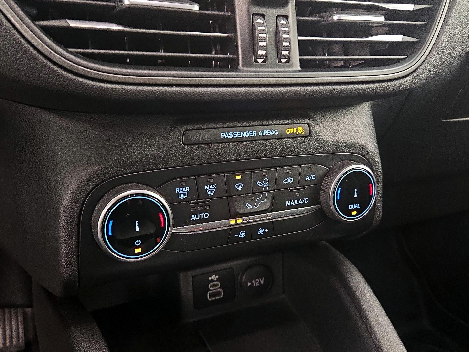 Thumbnail: 2024 Ford Escape - 16