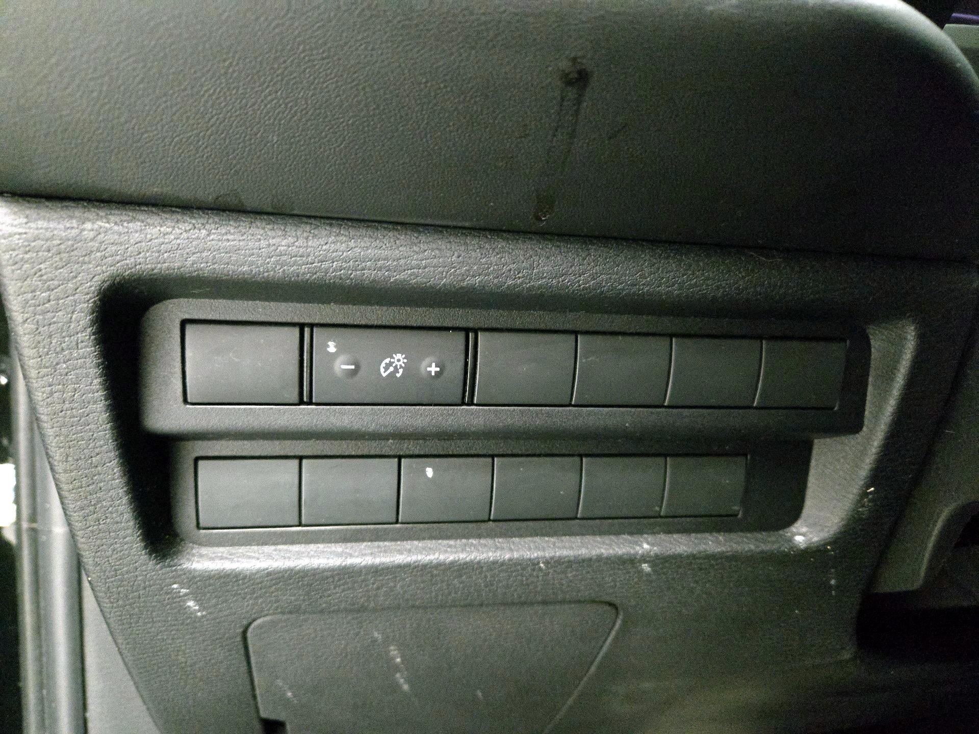 Thumbnail: 2022 Mitsubishi Outlander - 13