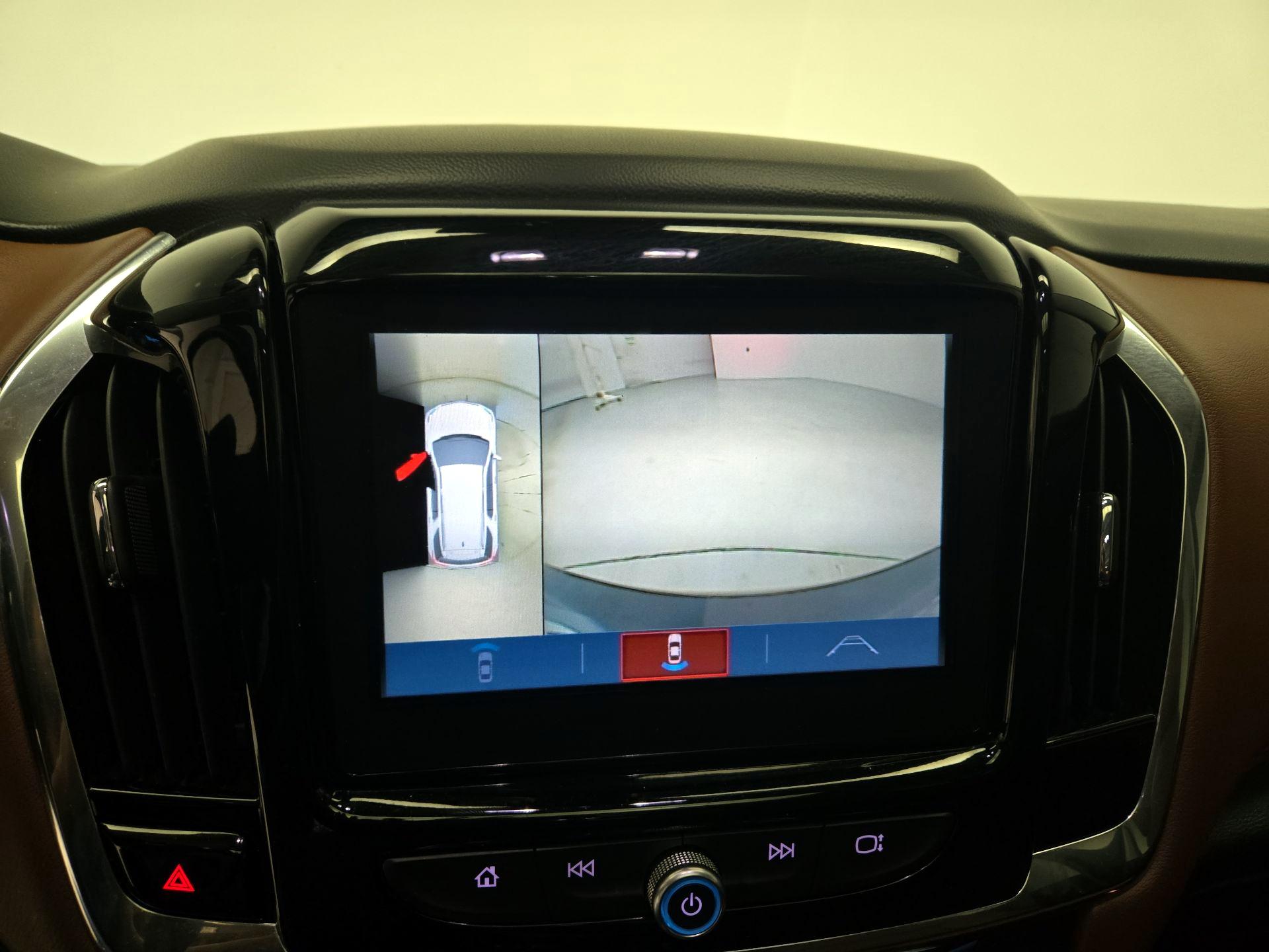 Thumbnail: 2018 Chevrolet Traverse - 15