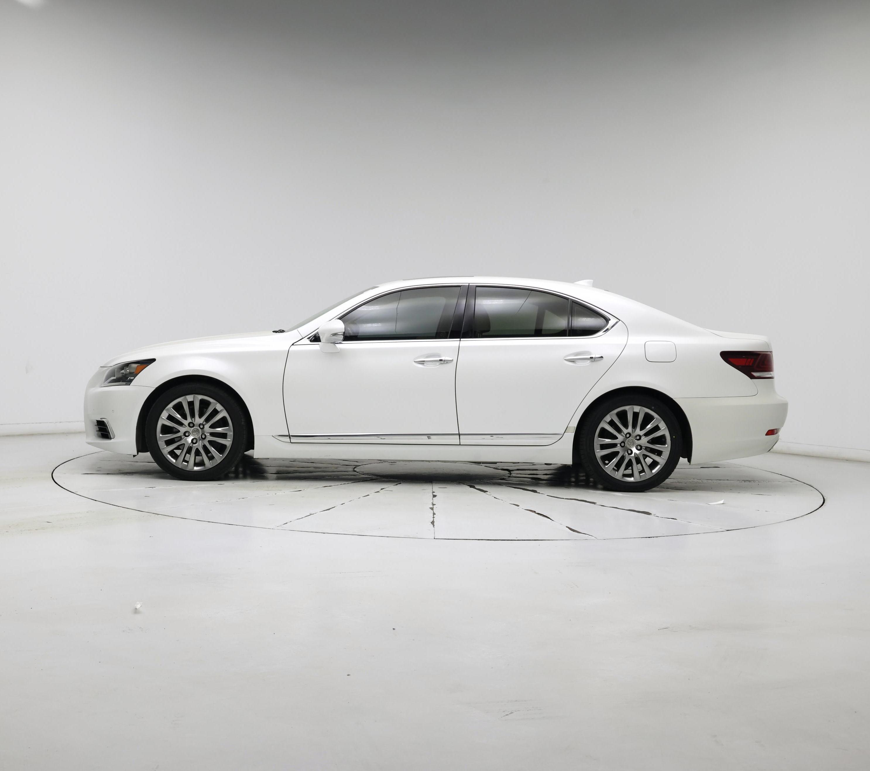 Thumbnail: 2015 Lexus LS - 3