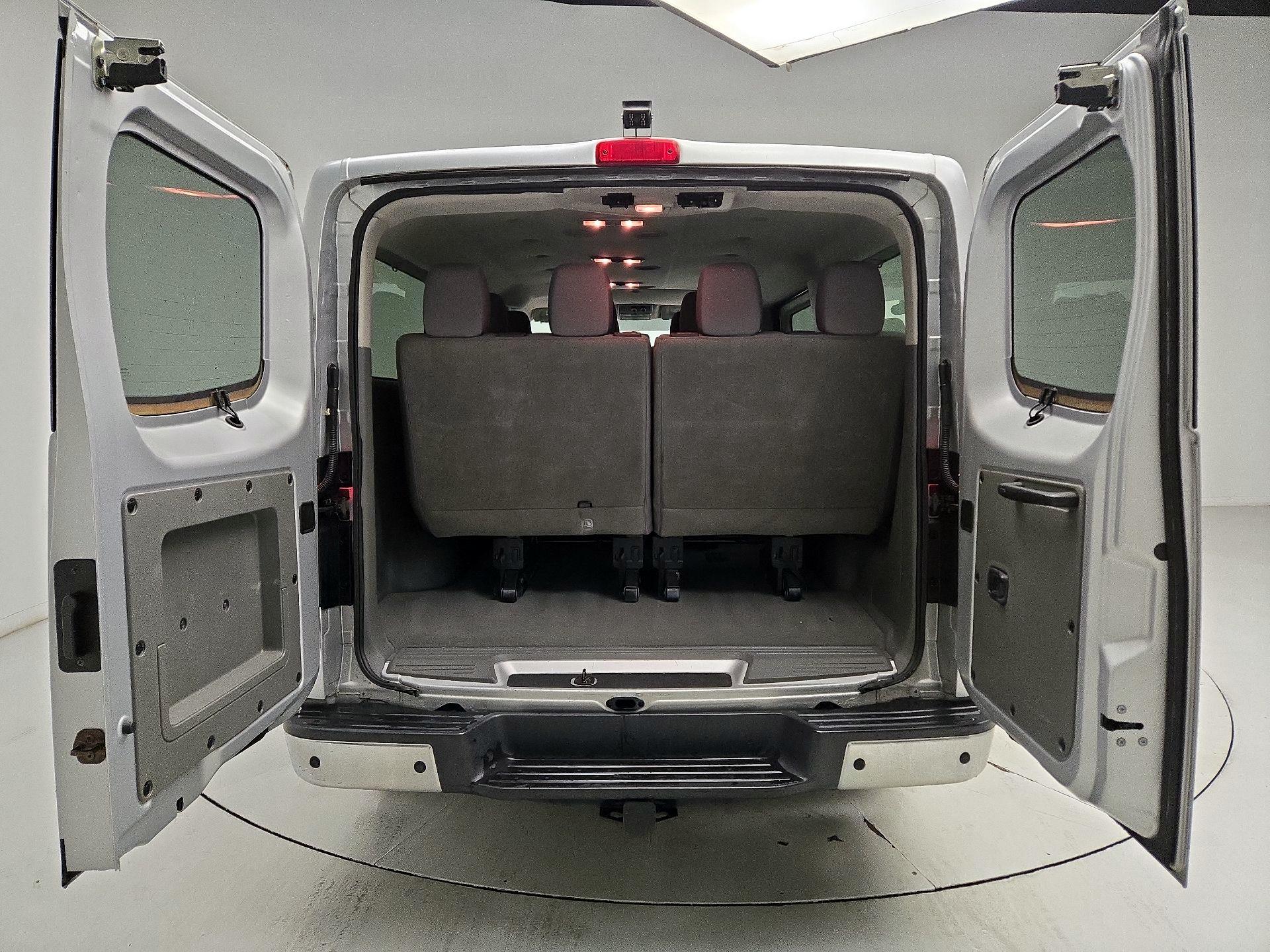 Thumbnail: 2018 Nissan NV - 19