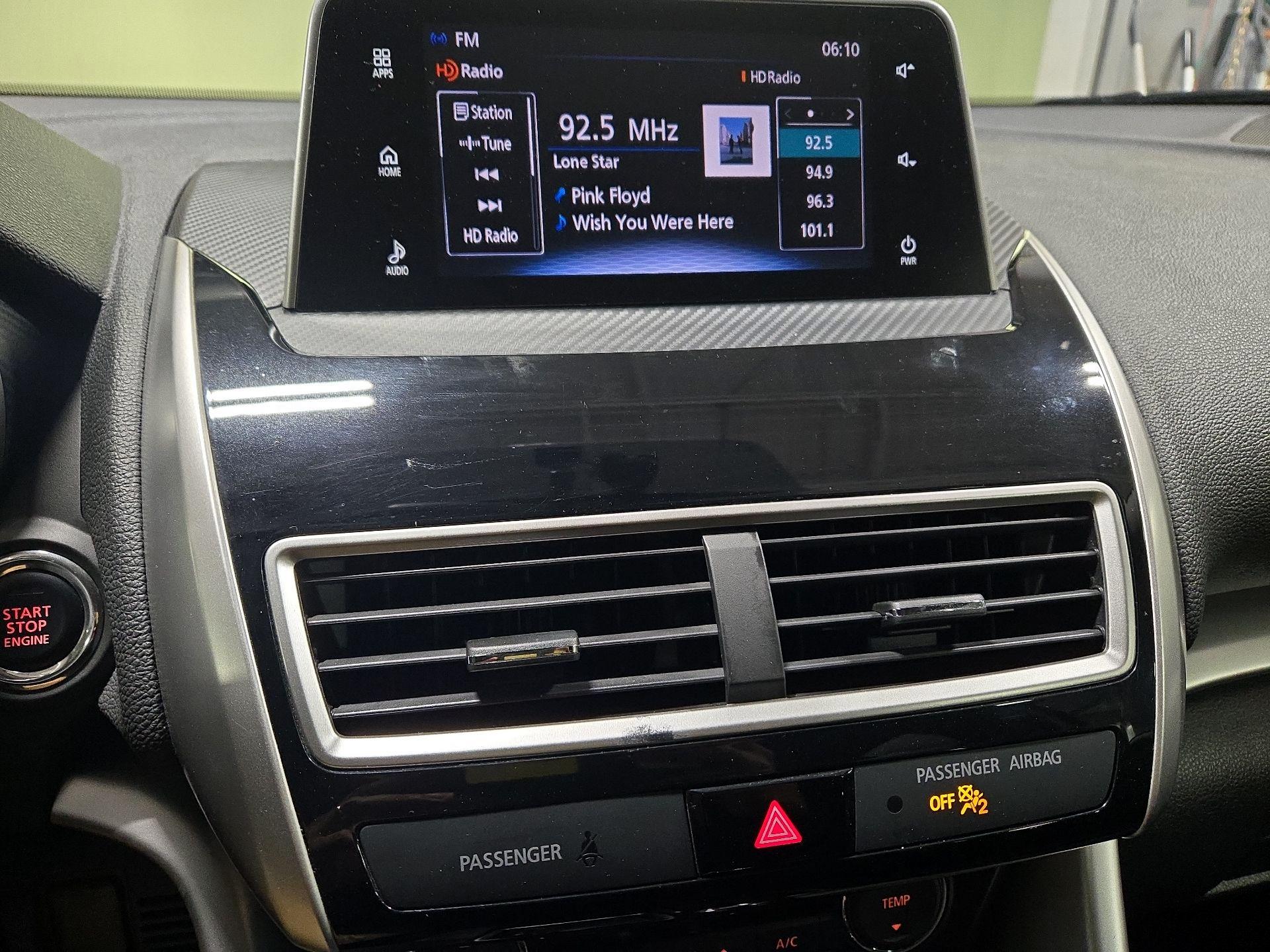 Thumbnail: 2019 Mitsubishi Eclipse Cross - 15