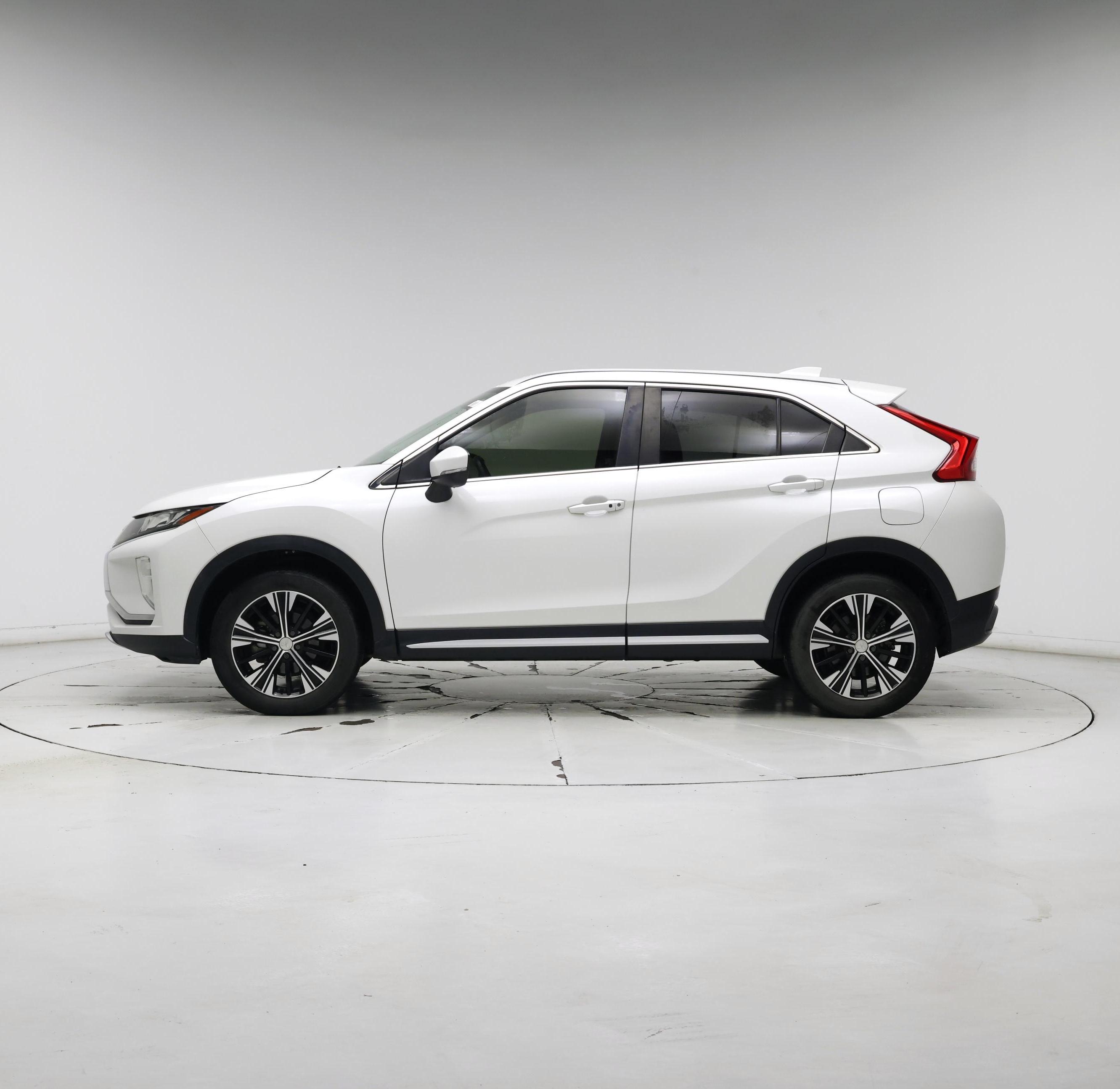 Thumbnail: 2019 Mitsubishi Eclipse Cross - 3