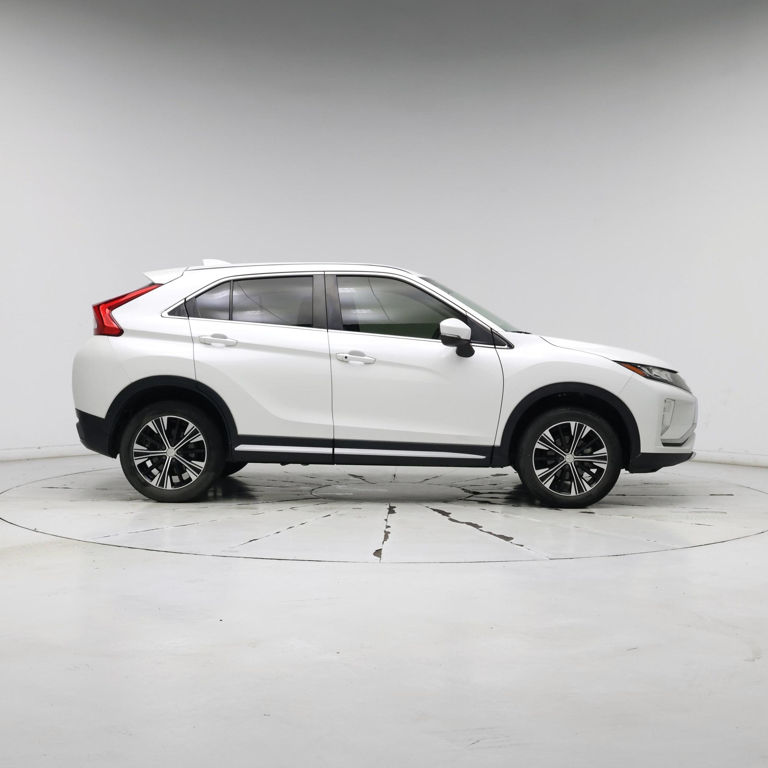 Thumbnail: 2019 Mitsubishi Eclipse Cross - 7