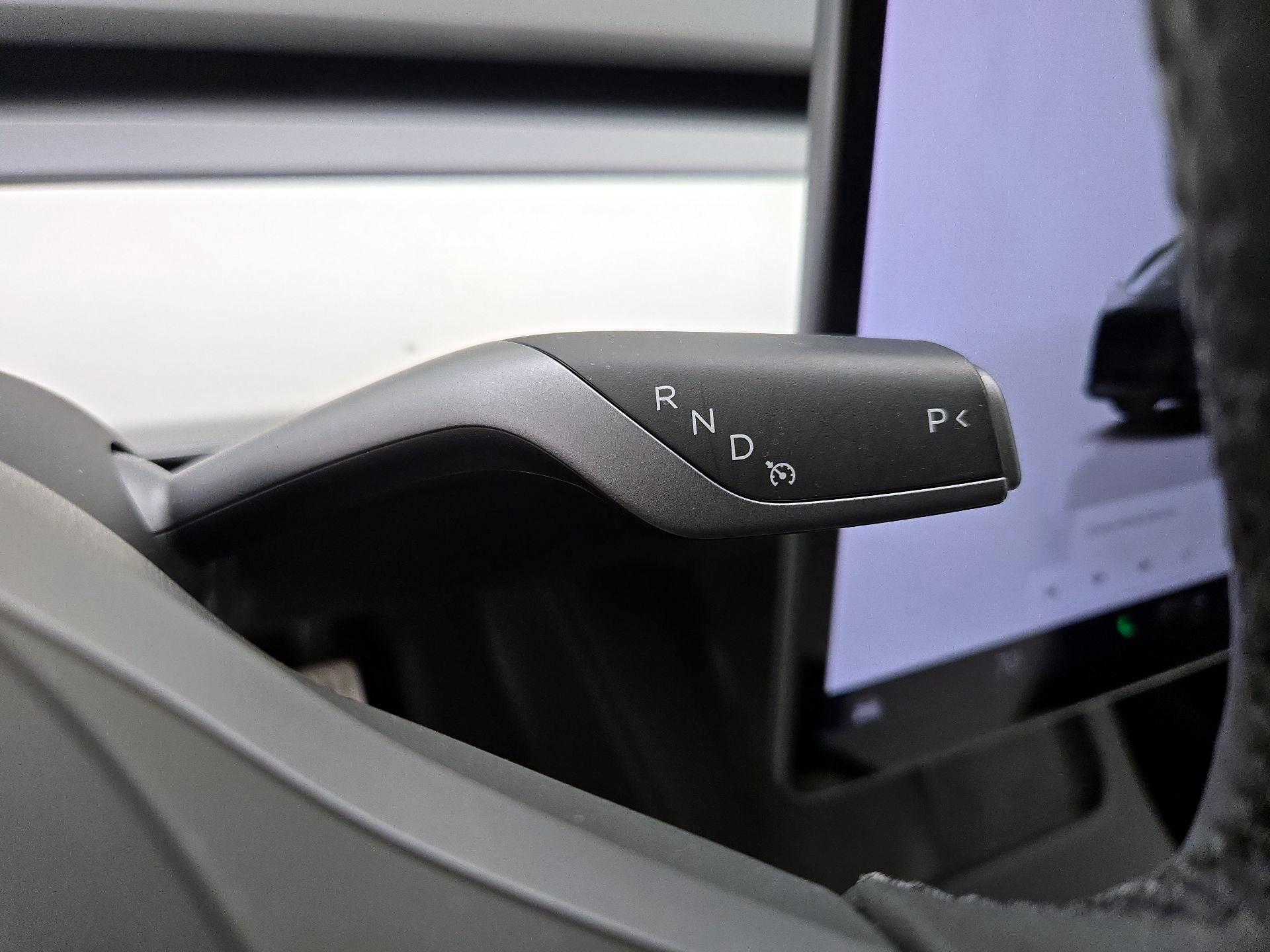 Thumbnail: 2023 Tesla Model Y - 17