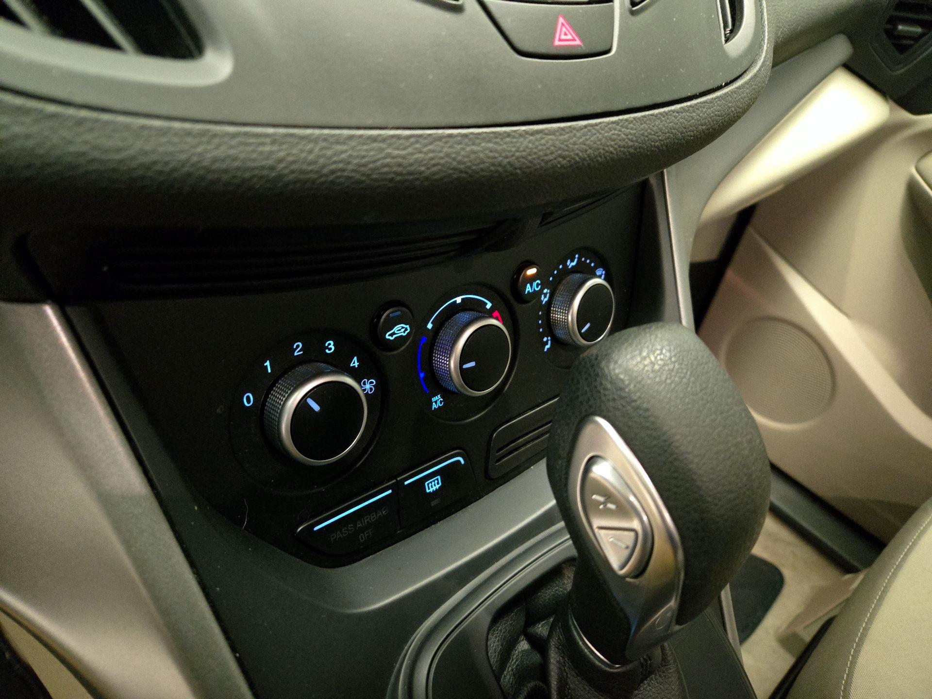 Thumbnail: 2014 Ford Escape - 16