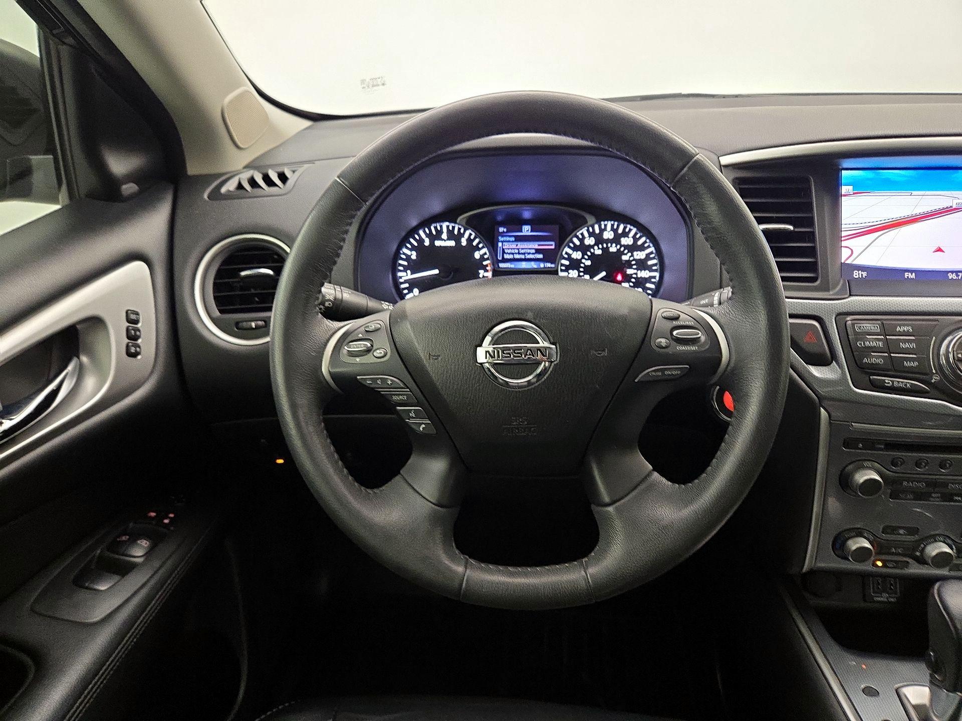 Thumbnail: 2018 Nissan Pathfinder - 10