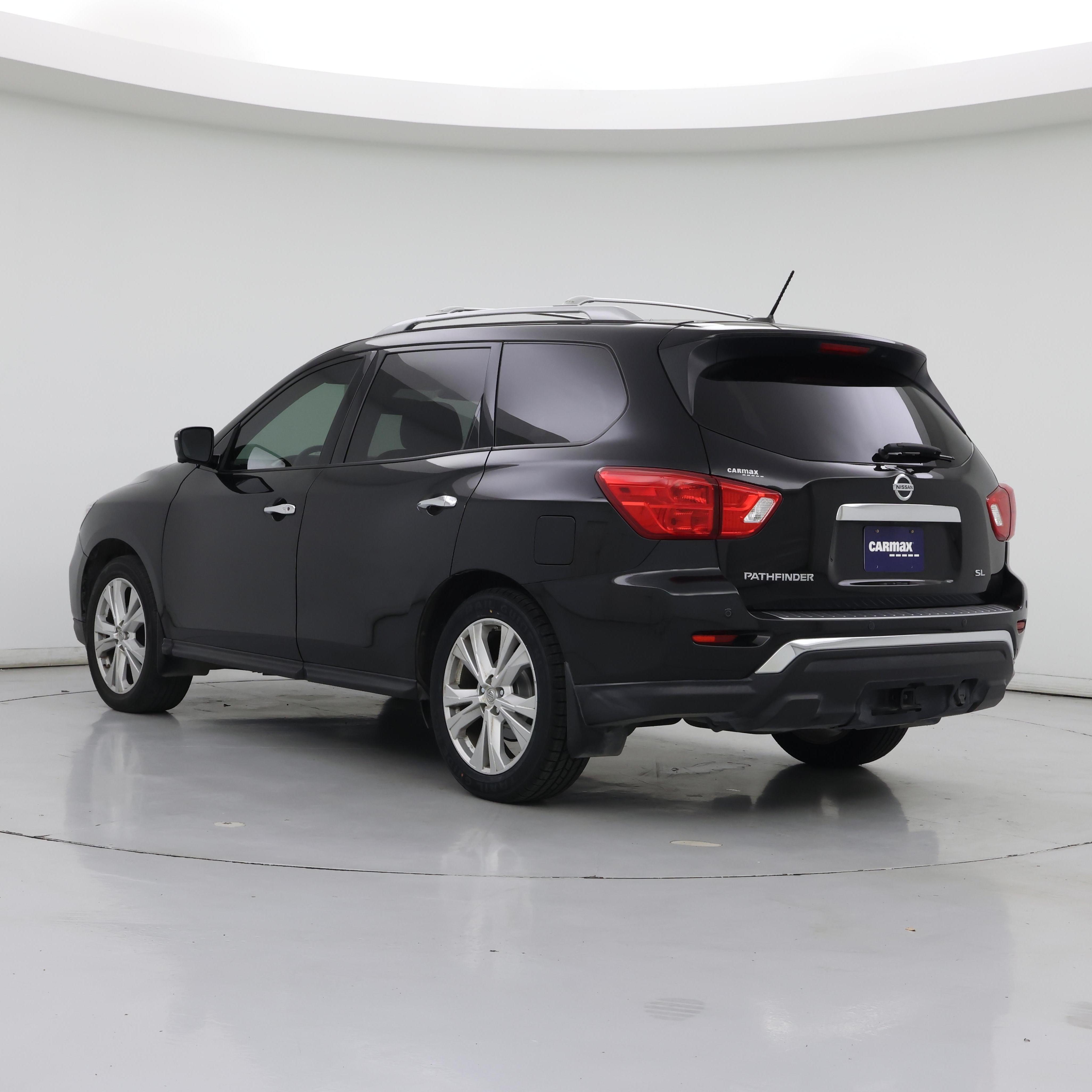 Thumbnail: 2018 Nissan Pathfinder - 2