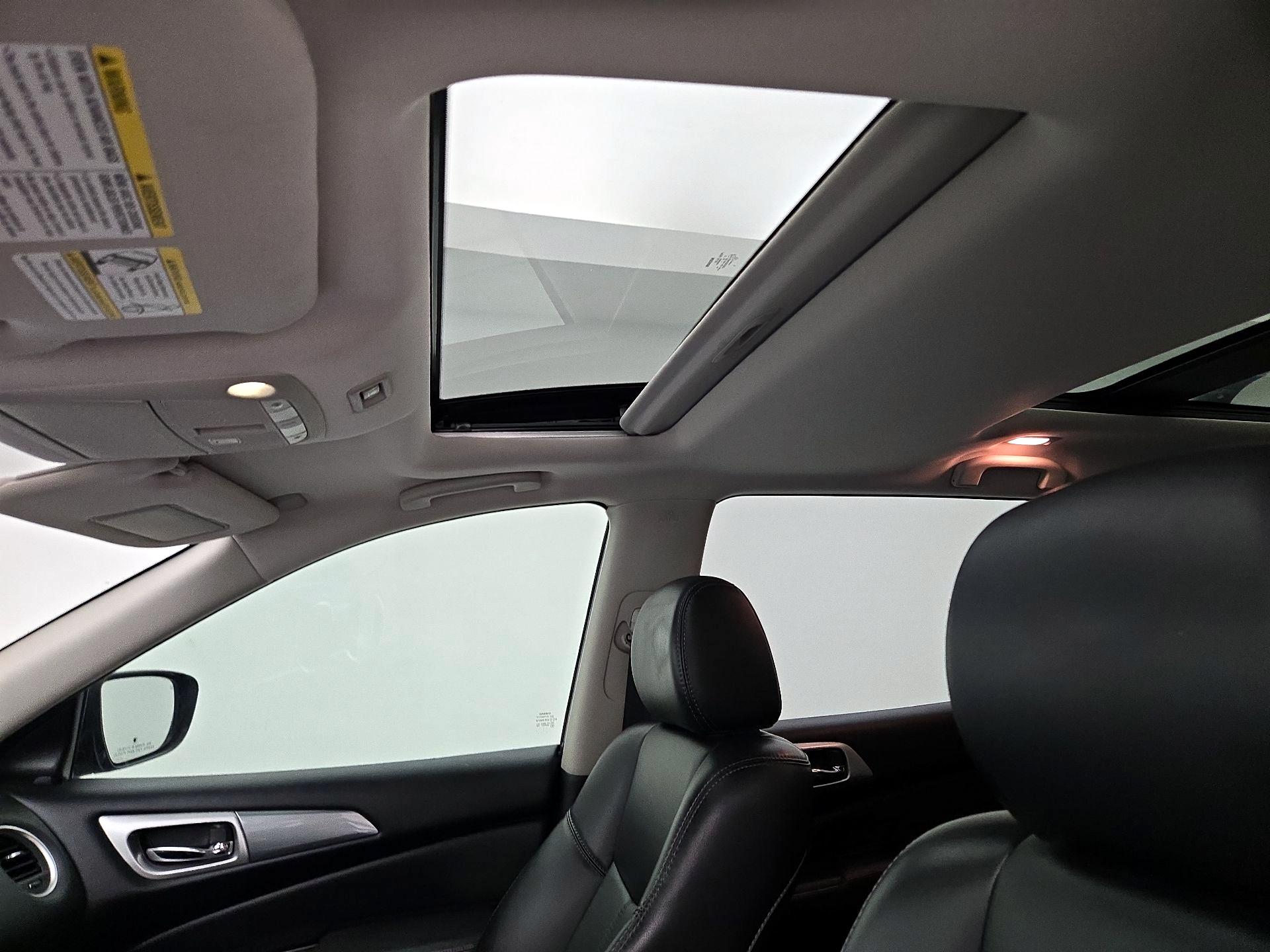 Thumbnail: 2018 Nissan Pathfinder - 20