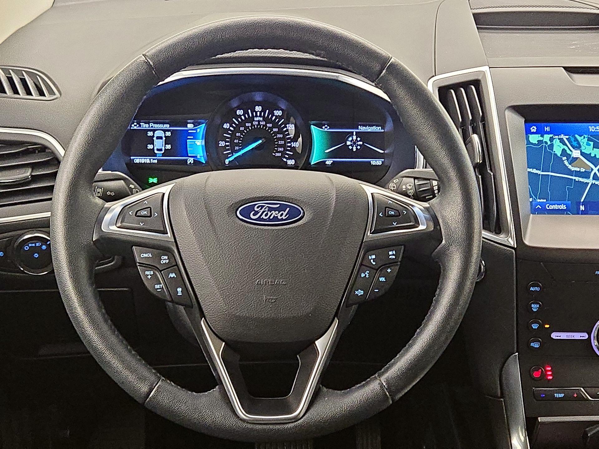 Thumbnail: 2020 Ford Edge - 10