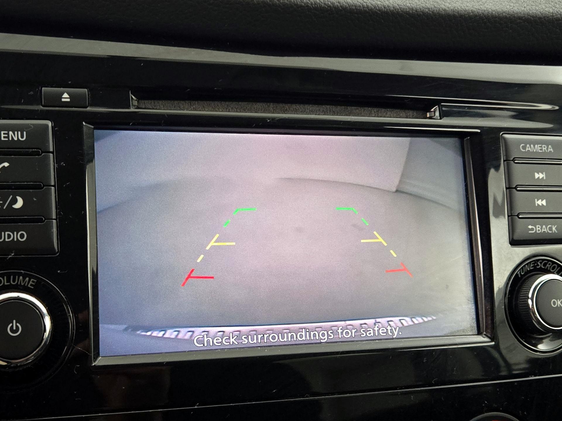 Thumbnail: 2018 Nissan Rogue - 14