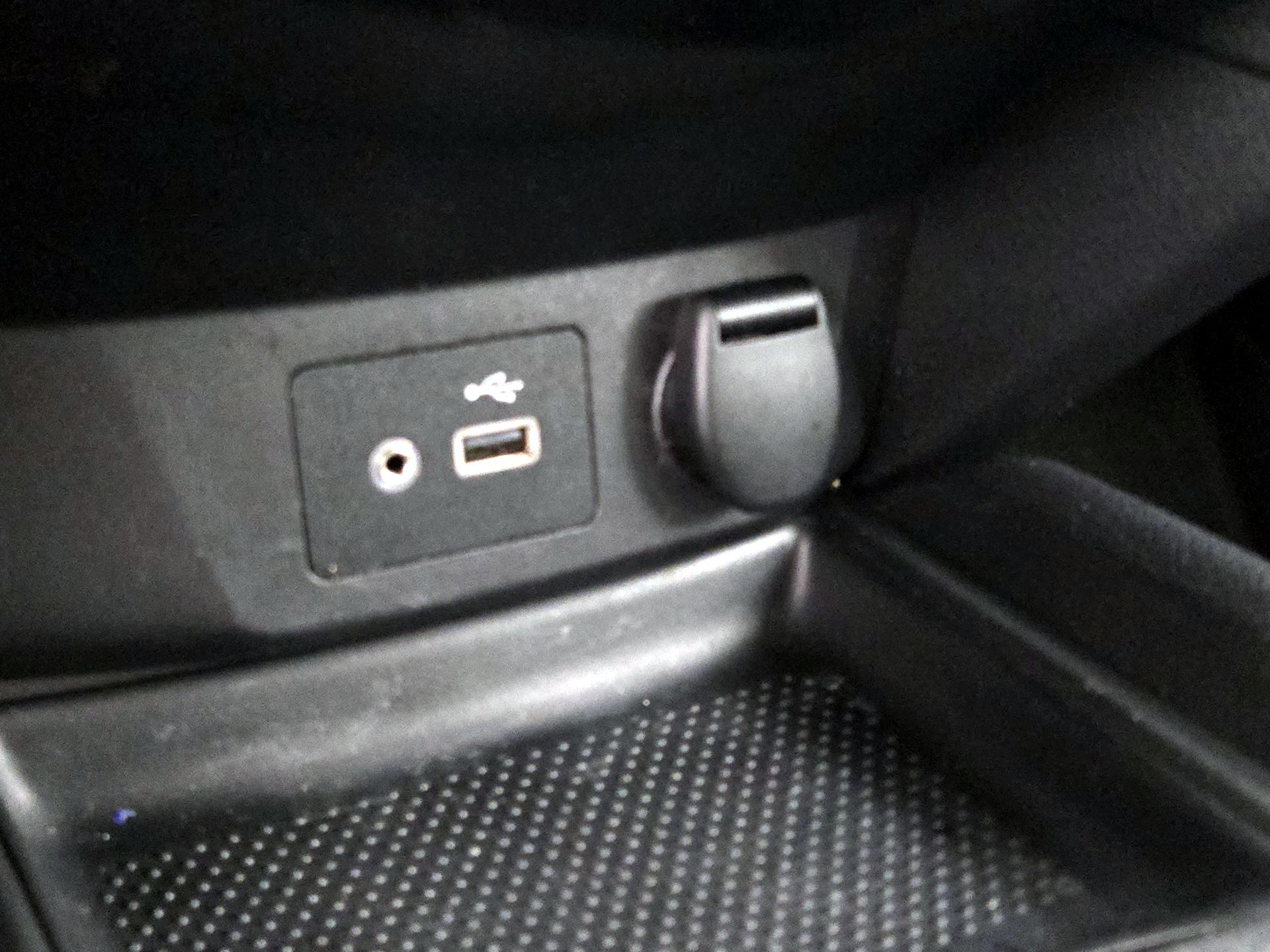 Thumbnail: 2018 Nissan Rogue - 18