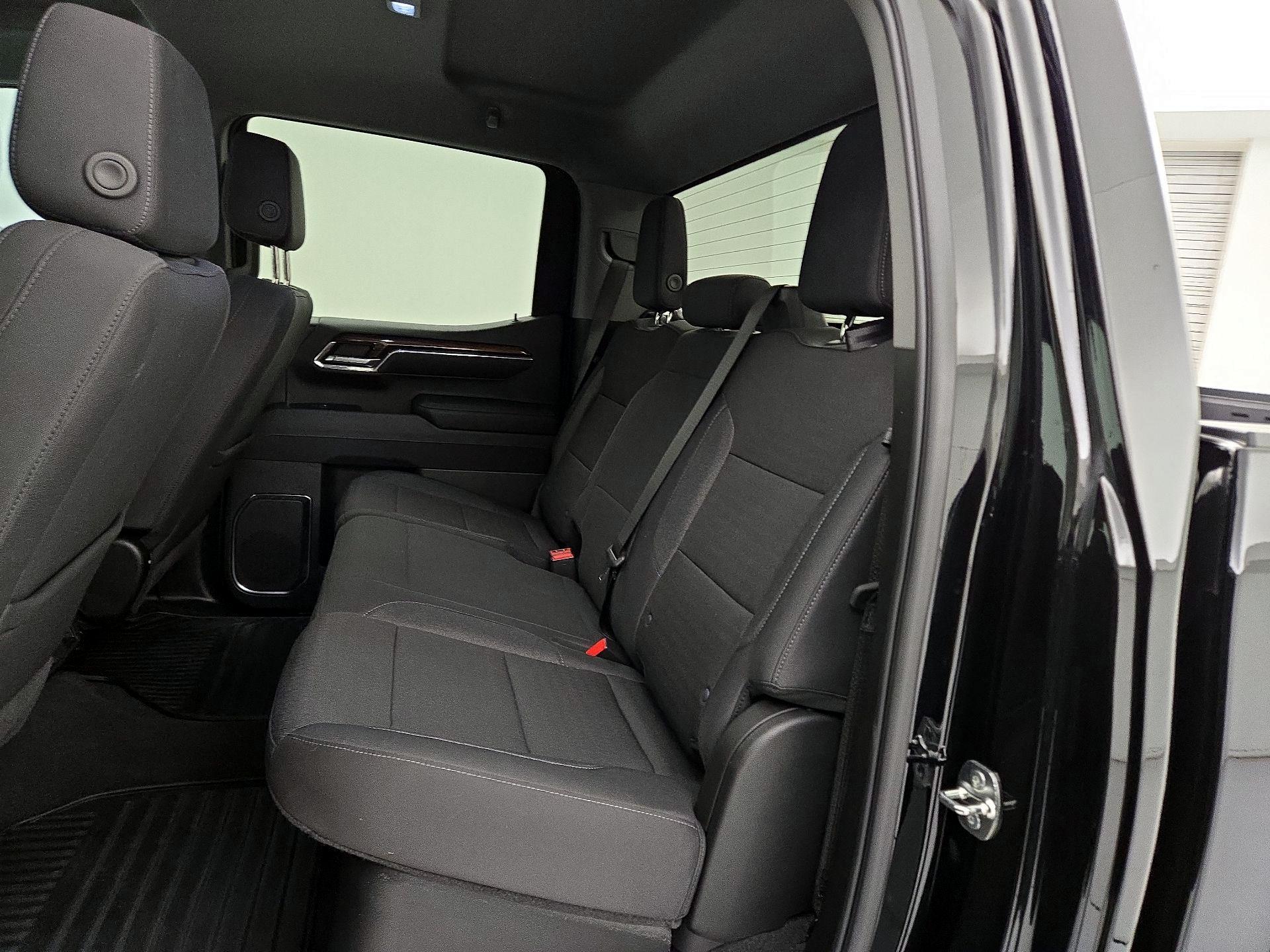 Thumbnail: 2025 Chevrolet Silverado 1500 - 20