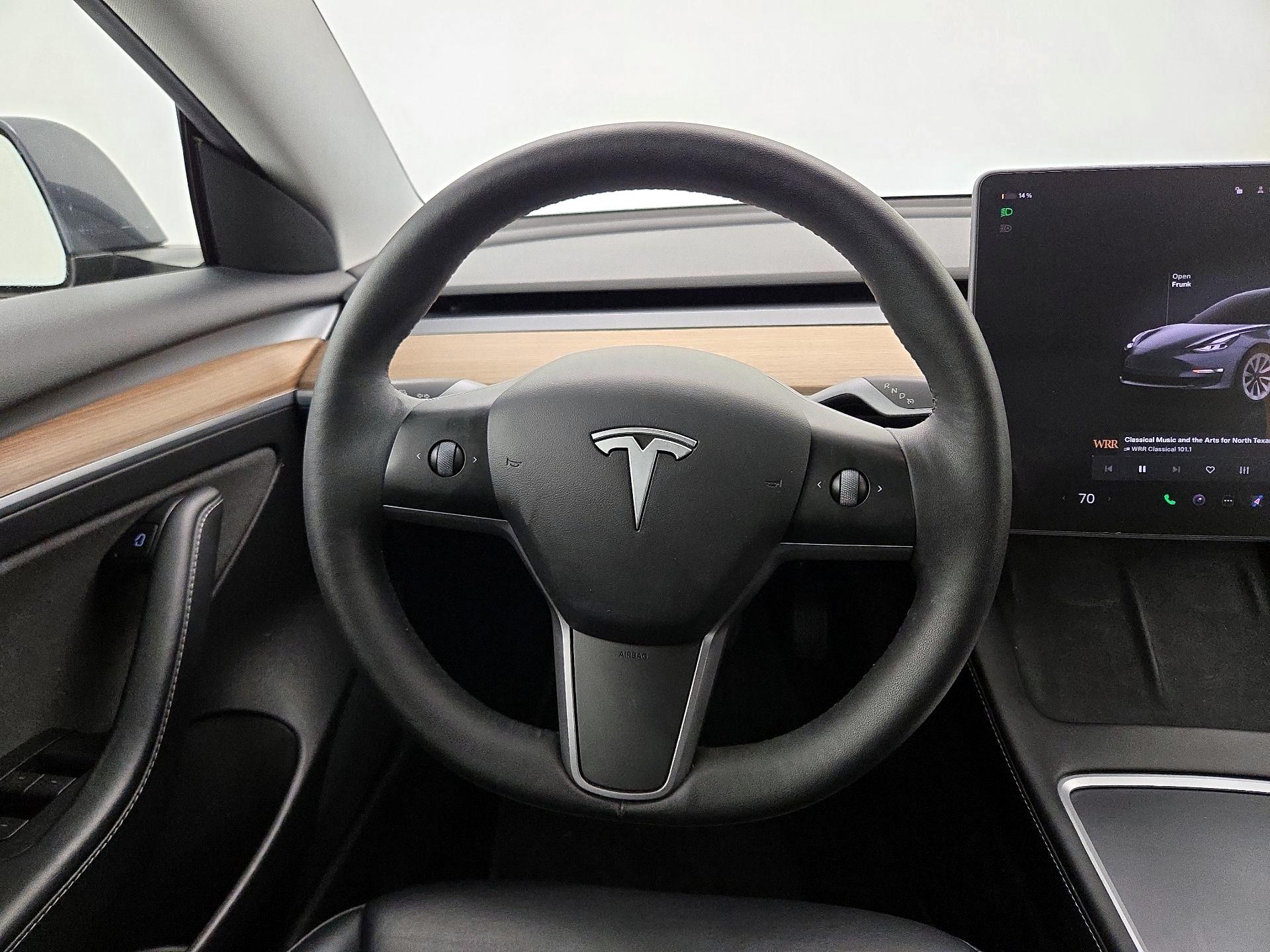 Thumbnail: 2022 Tesla Model 3 - 10