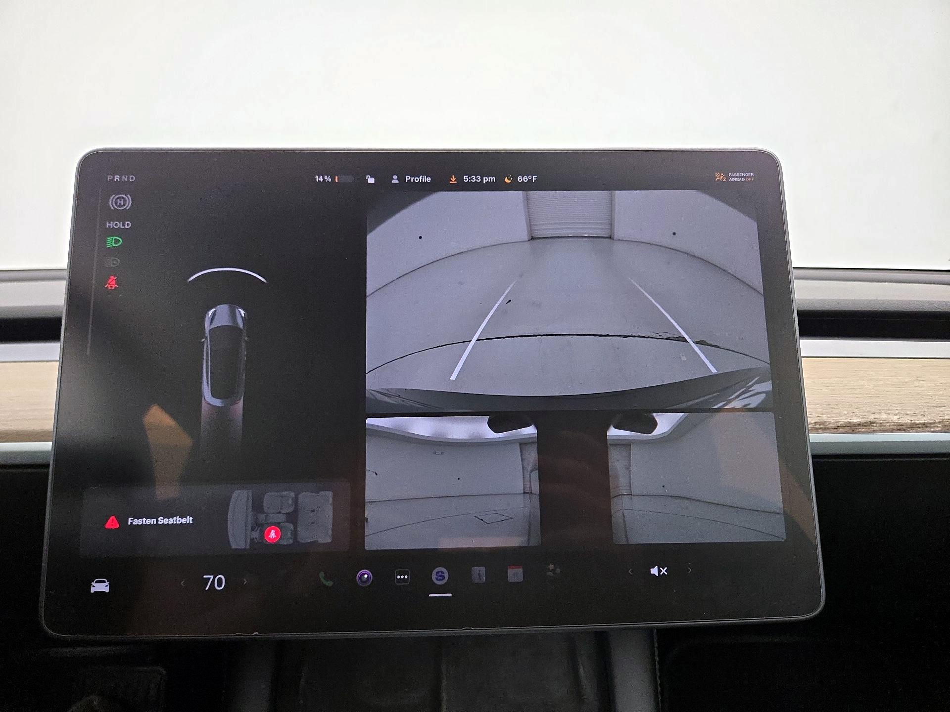 Thumbnail: 2022 Tesla Model 3 - 14