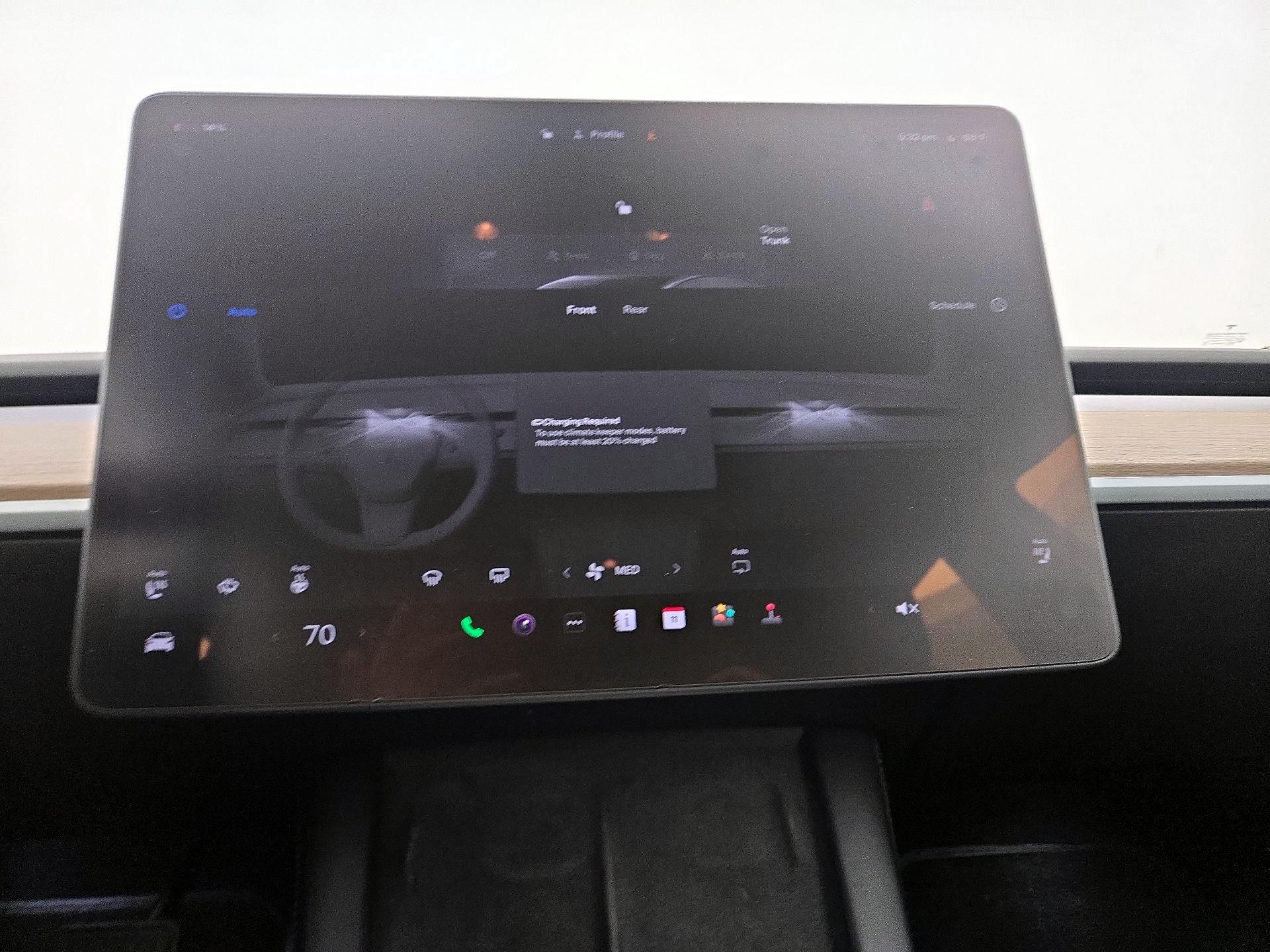 Thumbnail: 2022 Tesla Model 3 - 16