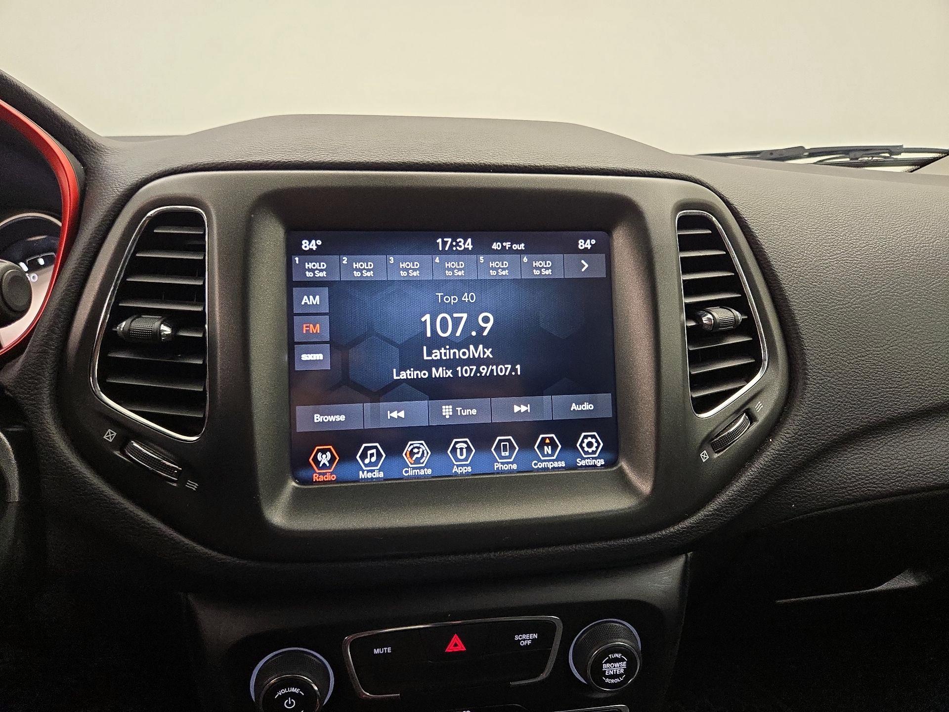 Thumbnail: 2019 Jeep Compass - 15