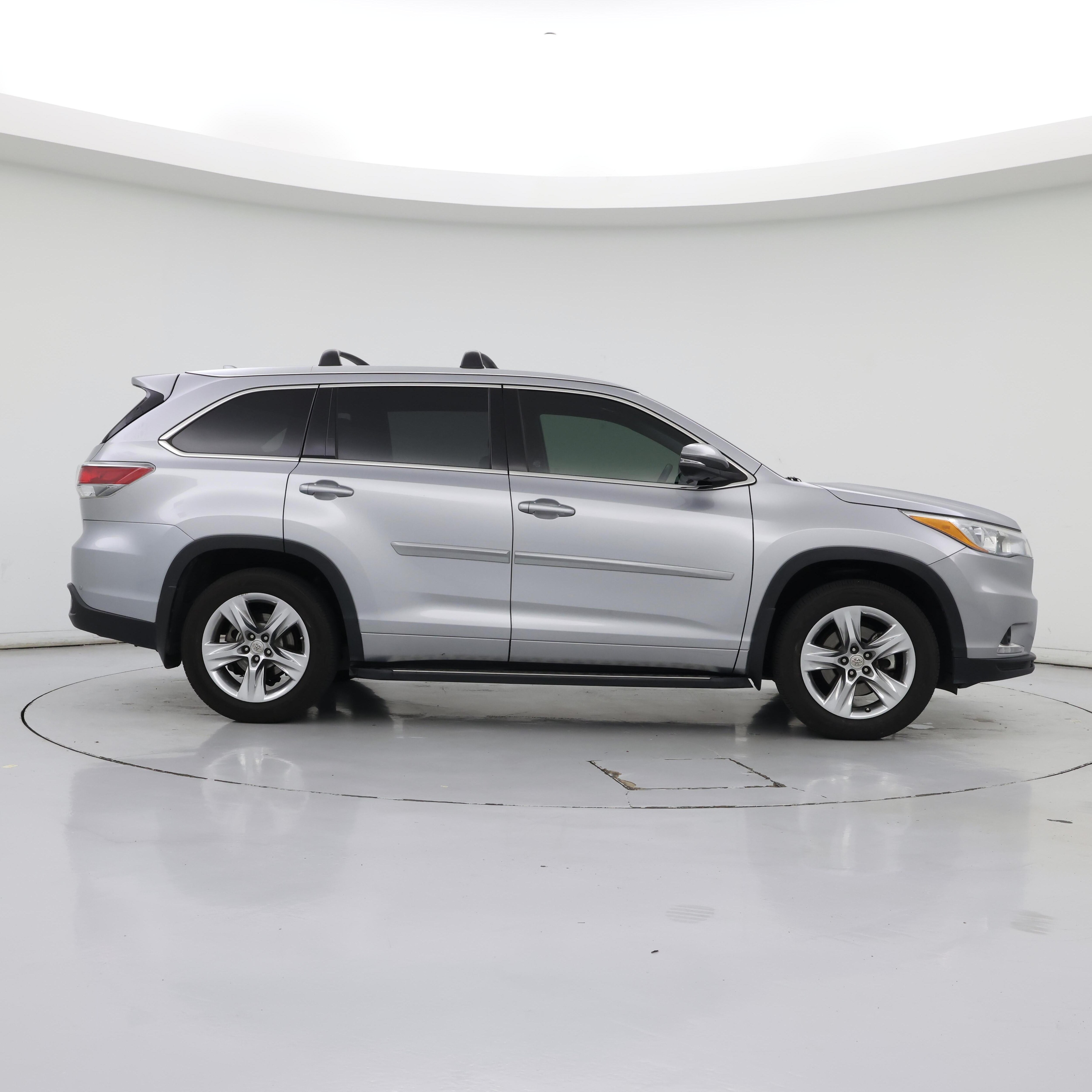 Thumbnail: 2015 Toyota Highlander - 7