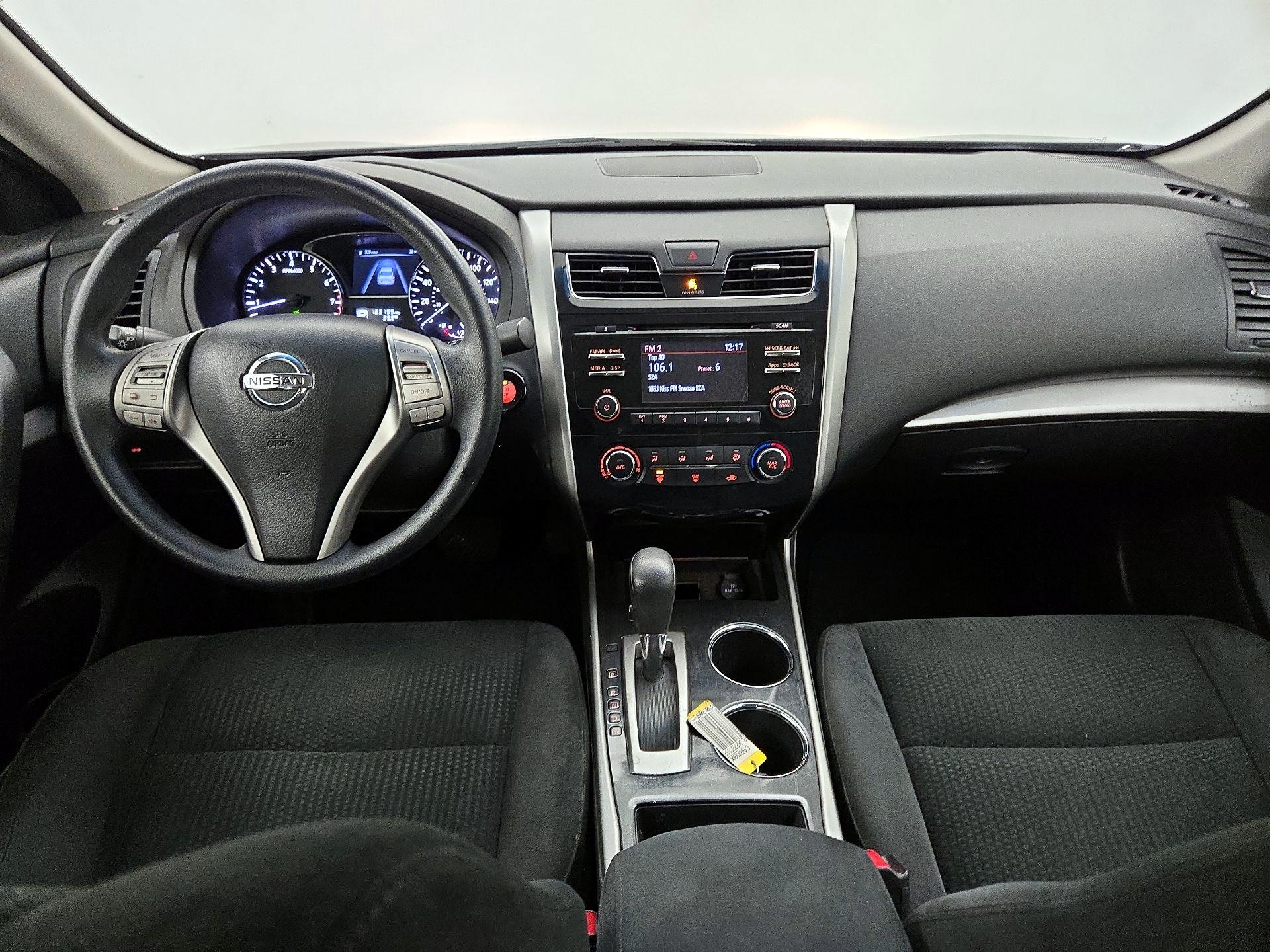 Thumbnail: 2014 Nissan Altima - 9