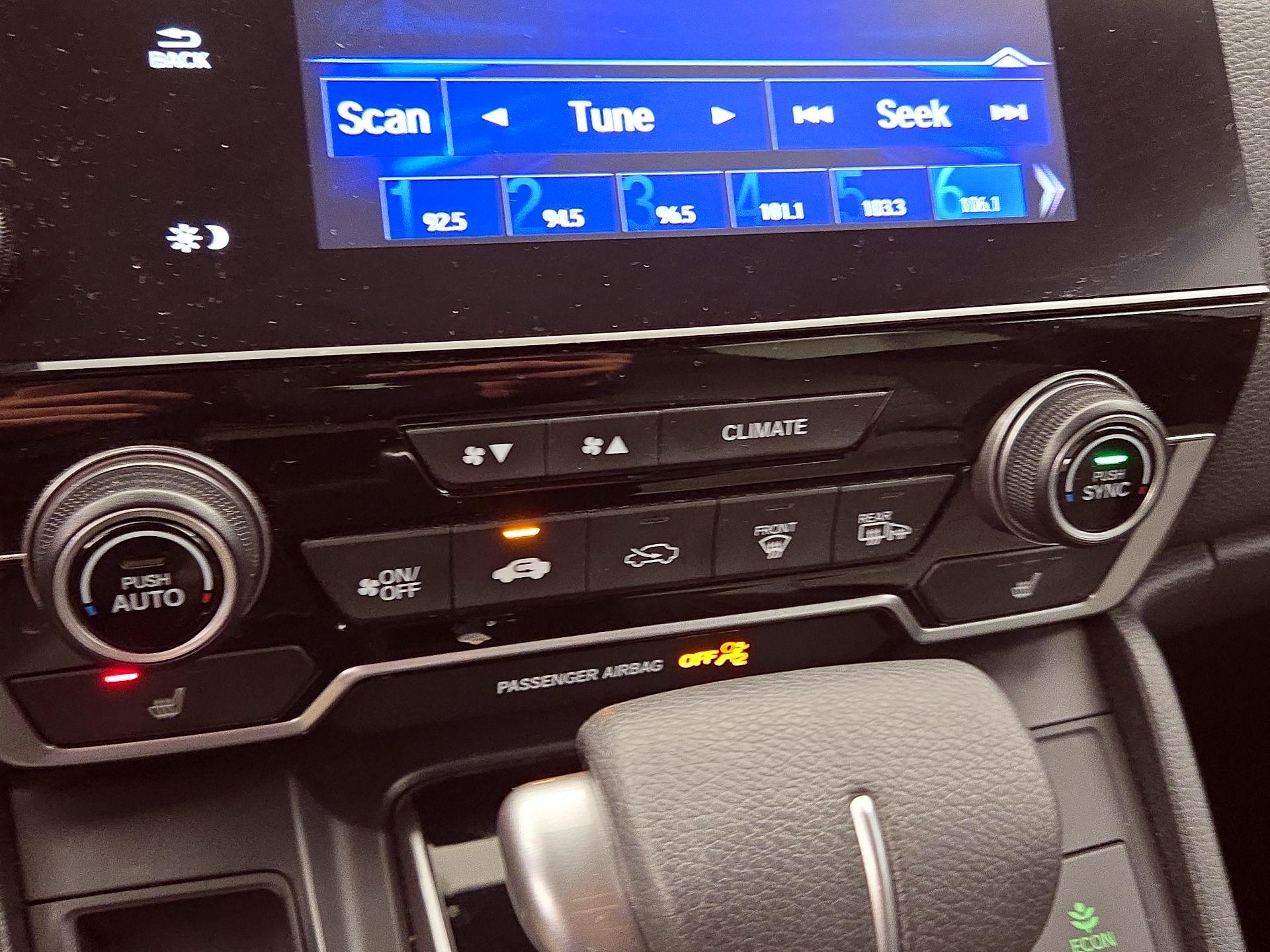 Thumbnail: 2017 Honda CR-V - 16