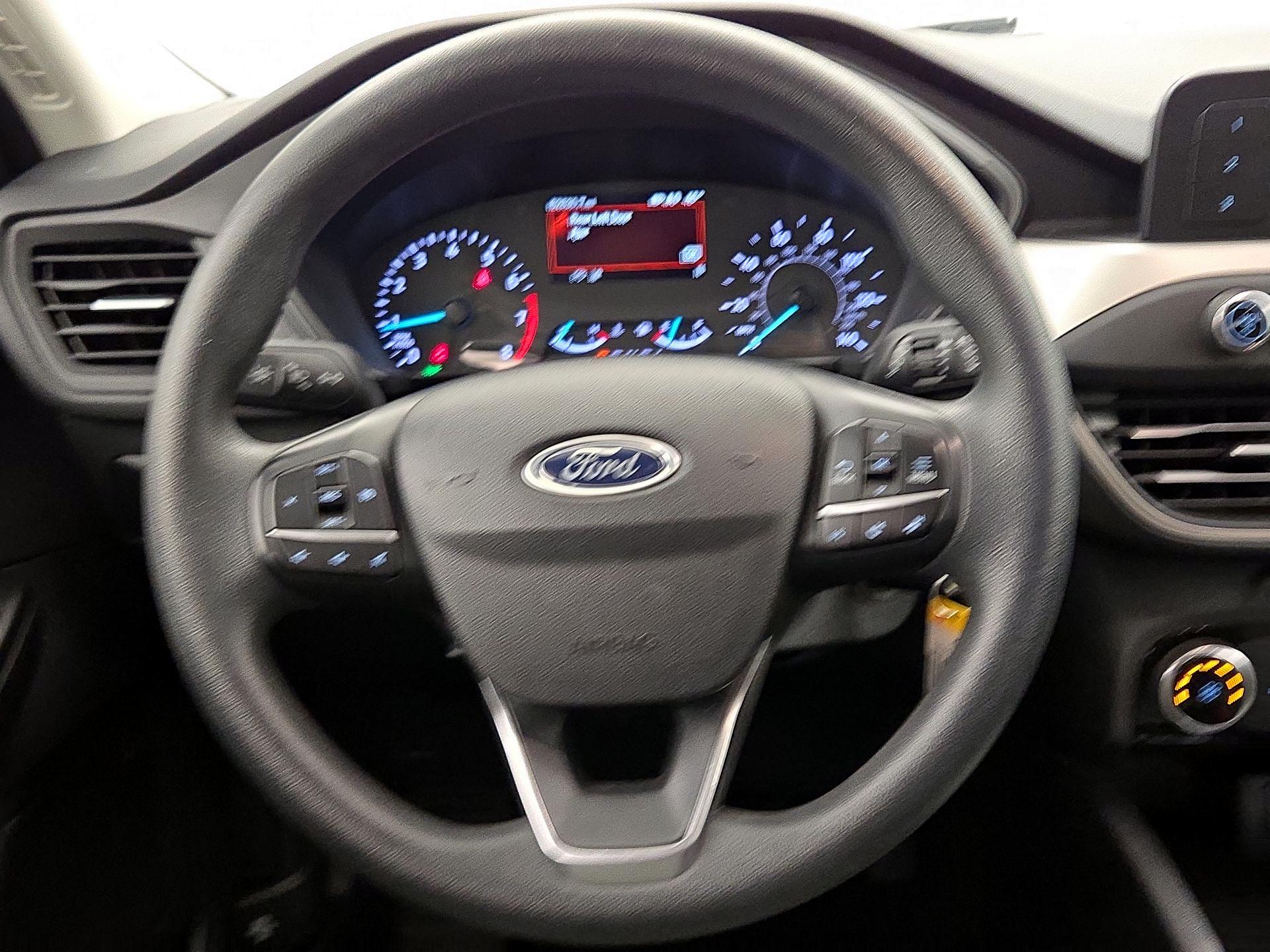 Thumbnail: 2022 Ford Escape - 10