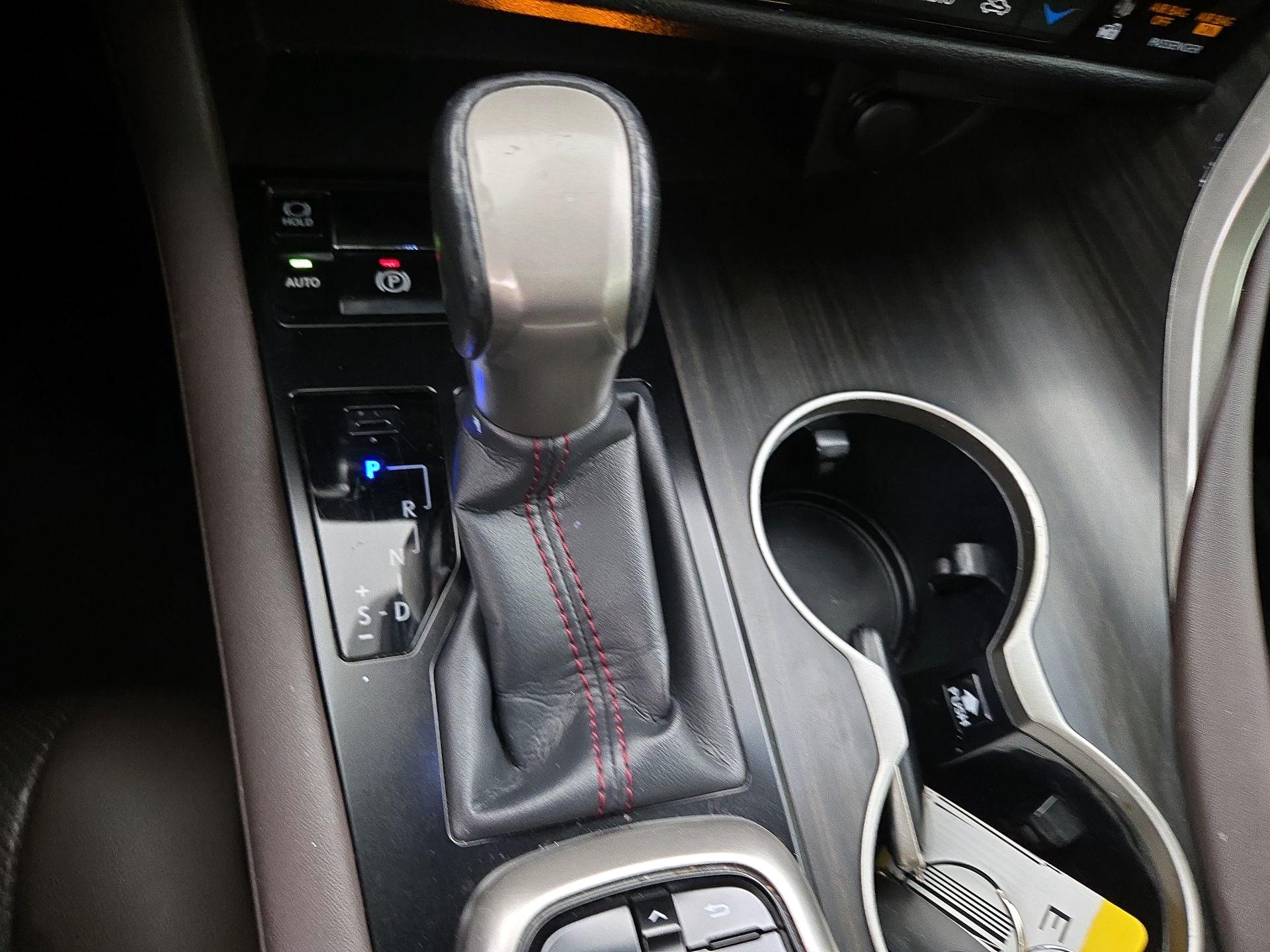 Thumbnail: 2019 Lexus RX - 18