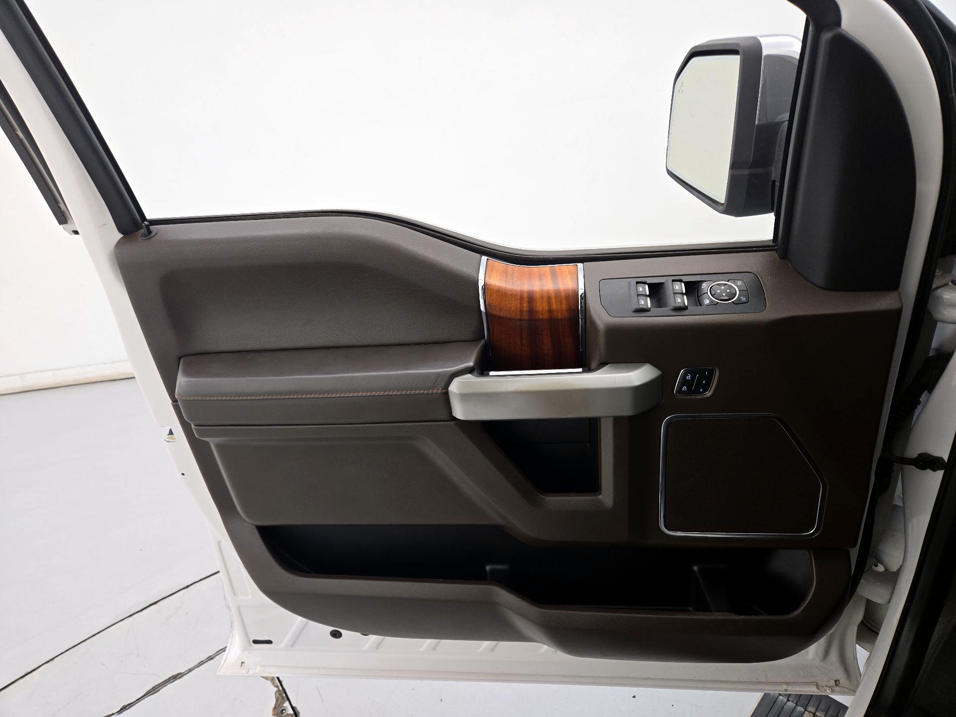 Thumbnail: 2016 Ford F-150 - 12