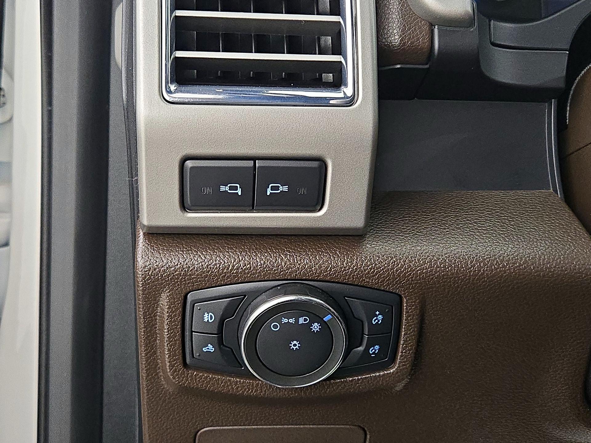 Thumbnail: 2016 Ford F-150 - 13